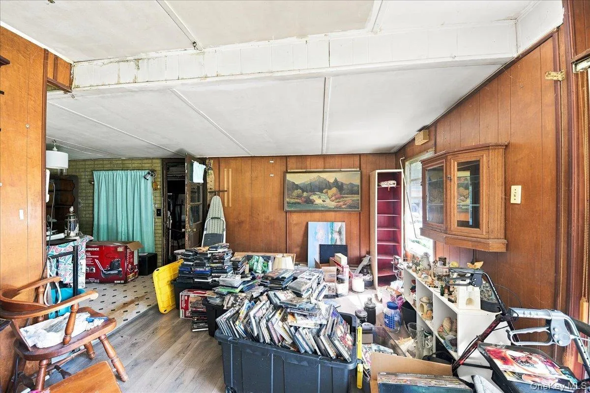 44 Oak Drive, East Fishkill, NY, 3 Bedrooms Bedrooms, 6 Rooms Rooms,1 BathroomBathrooms,Residential,For Rent,Oak,0,1041731 44 Oak Drive, East Fishkill, NY, 3 Bedrooms Bedrooms, 6 Rooms Rooms,1 BathroomBathrooms,Residential,For Rent,Oak,0,1041731