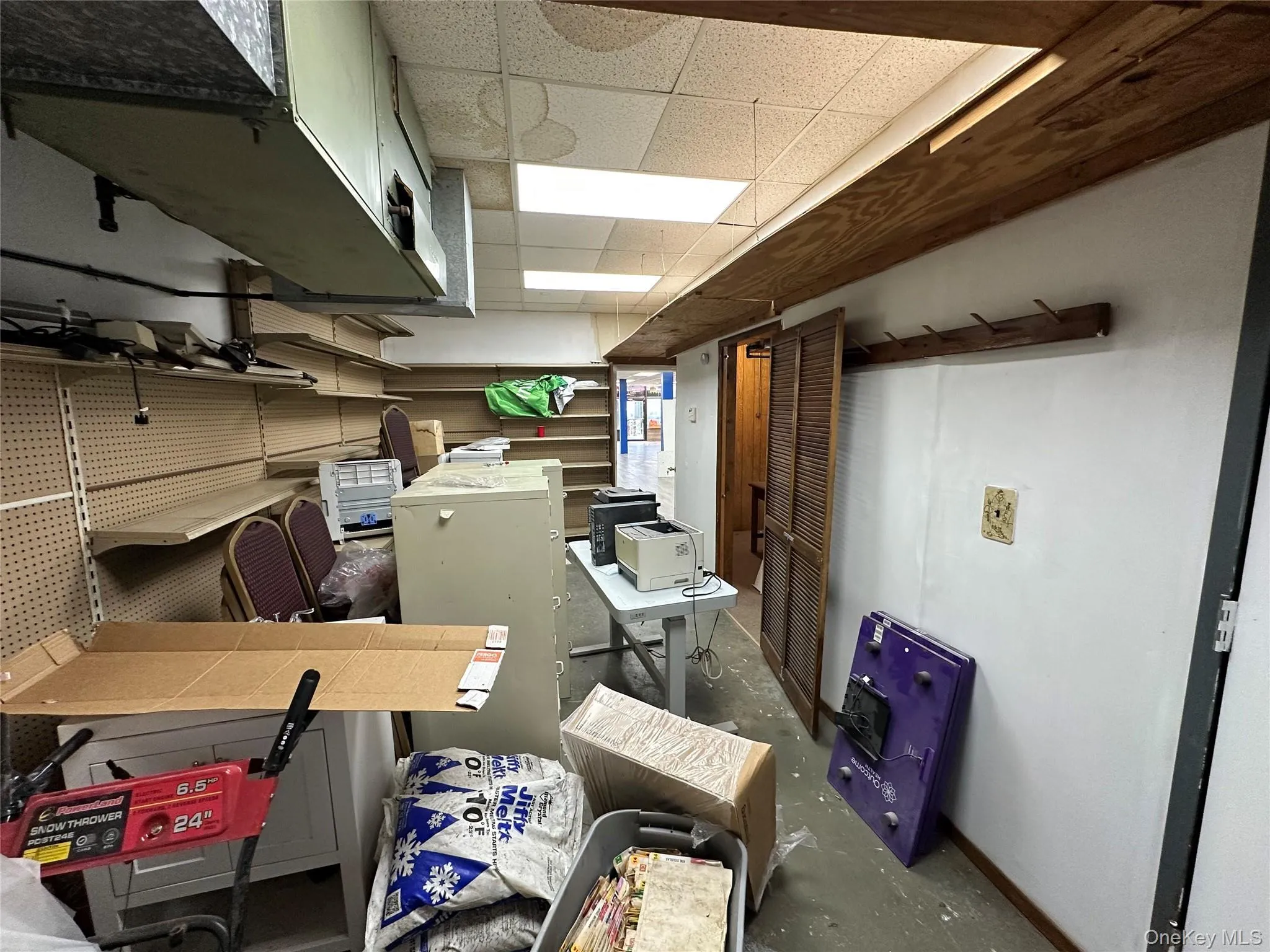 357 Broadway, Babylon, NY, ,Commercial Lease,For Rent,Broadway,0,1041733 357 Broadway, Babylon, NY, ,Commercial Lease,For Rent,Broadway,0,1041733