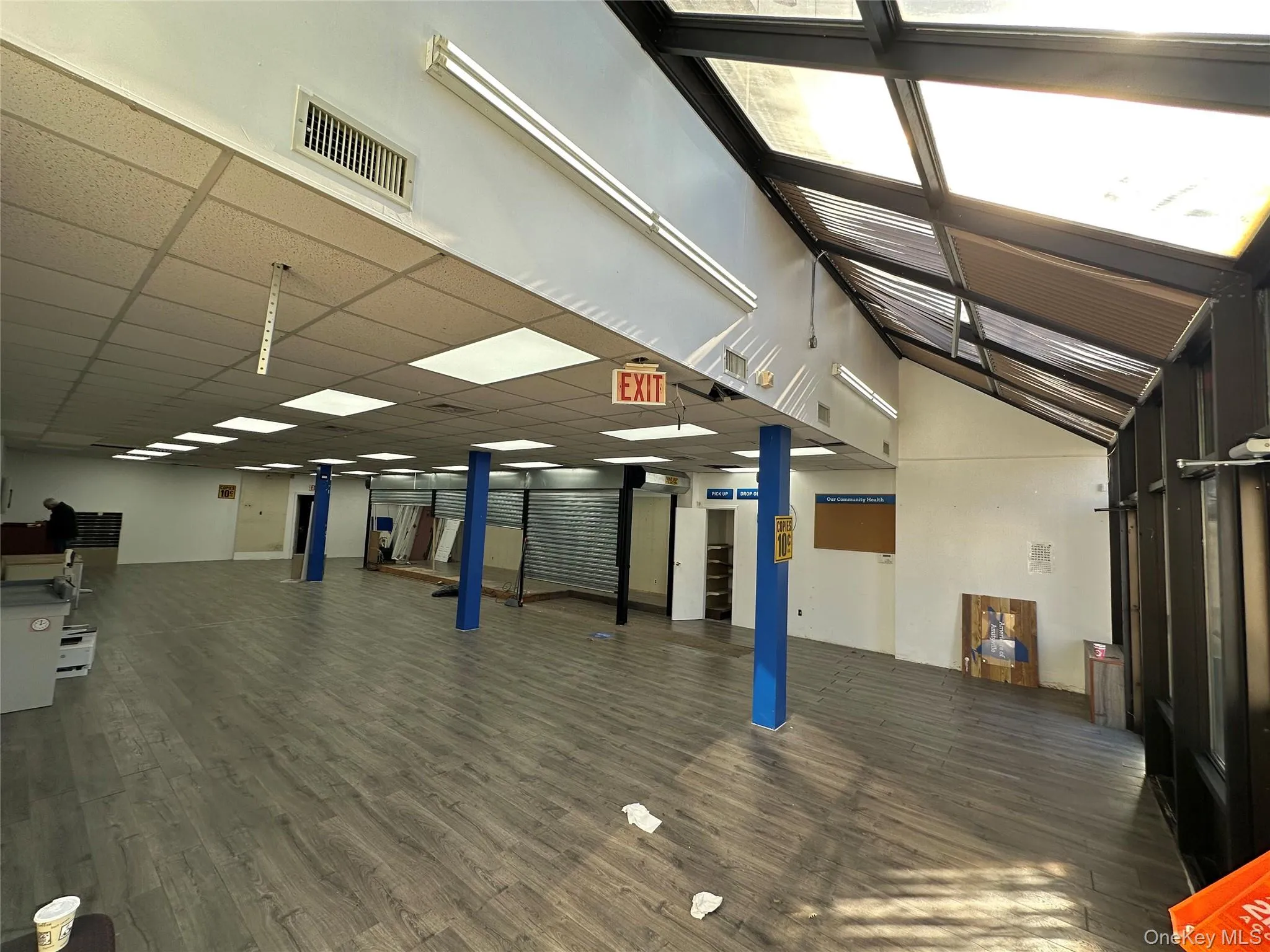357 Broadway, Babylon, NY, ,Commercial Lease,For Rent,Broadway,0,1041733 357 Broadway, Babylon, NY, ,Commercial Lease,For Rent,Broadway,0,1041733