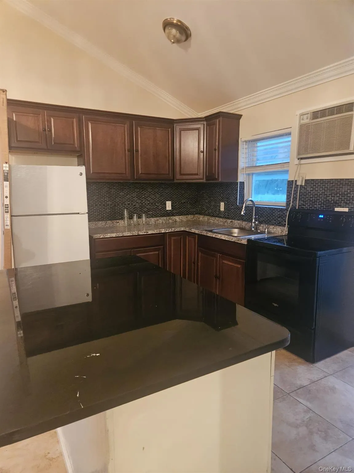 47 Lakeland Street, Babylon, NY, 2 Bedrooms Bedrooms, 5 Rooms Rooms,1 BathroomBathrooms,Residential Lease,For Rent,Lakeland,0,1041741 47 Lakeland Street, Babylon, NY, 2 Bedrooms Bedrooms, 5 Rooms Rooms,1 BathroomBathrooms,Residential Lease,For Rent,Lakeland,0,1041741
