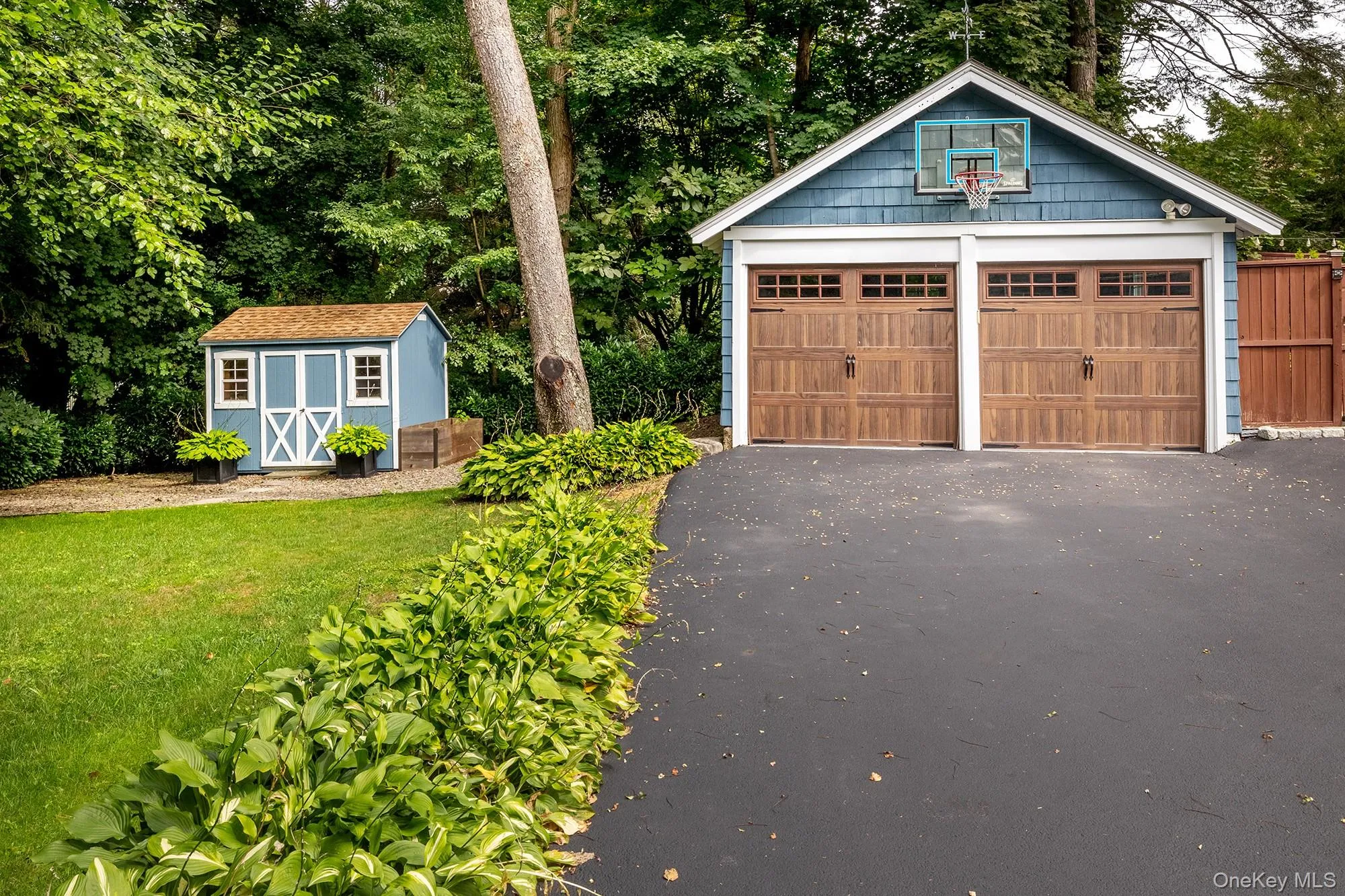 Driveway and Garage Driveway and Garage