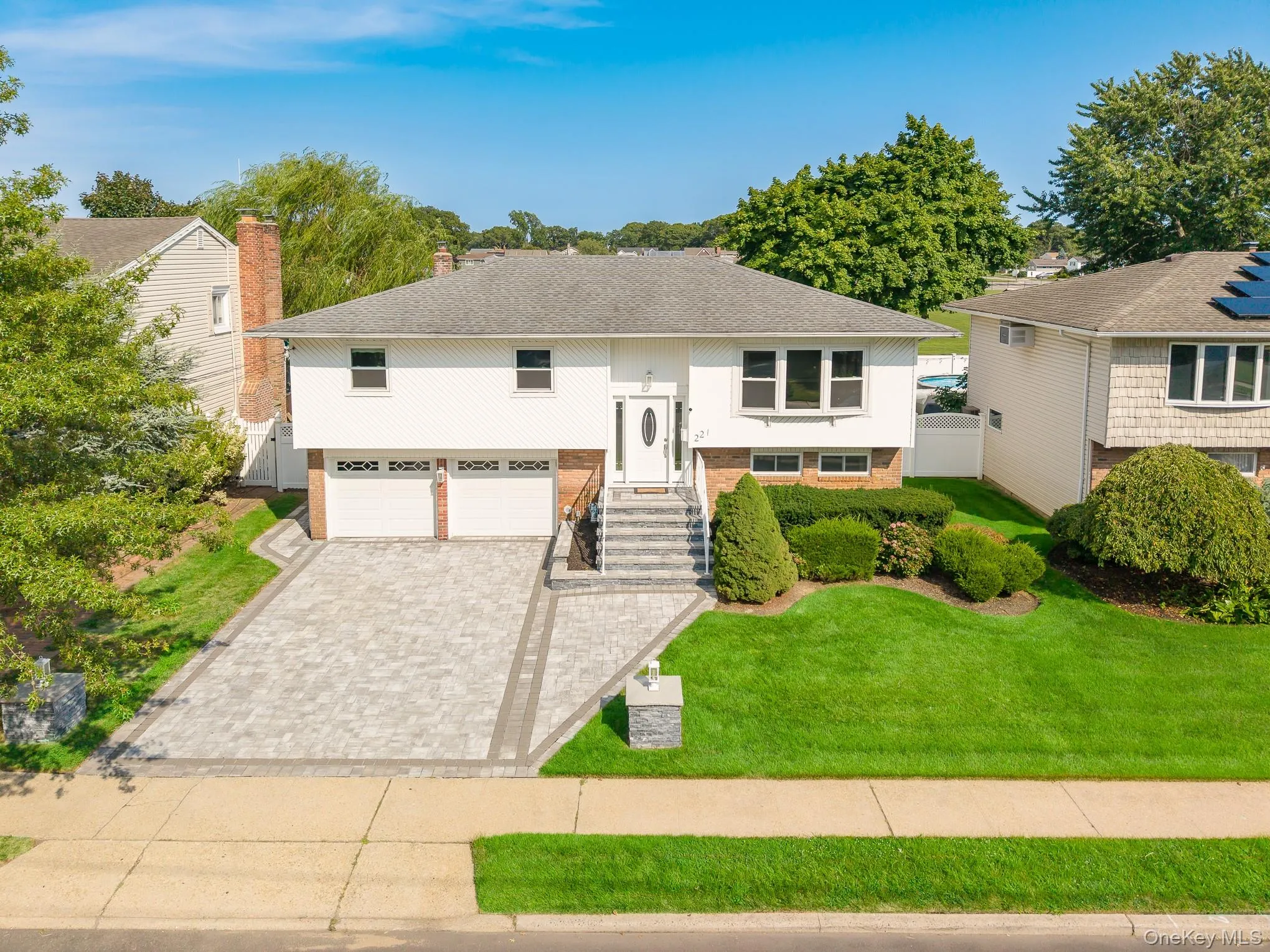 221 Roosevelt Avenue, Oyster Bay, NY, 4 Bedrooms Bedrooms, 8 Rooms Rooms,2 BathroomsBathrooms,Residential,For Rent,Roosevelt,0,1041750 221 Roosevelt Avenue, Oyster Bay, NY, 4 Bedrooms Bedrooms, 8 Rooms Rooms,2 BathroomsBathrooms,Residential,For Rent,Roosevelt,0,1041750