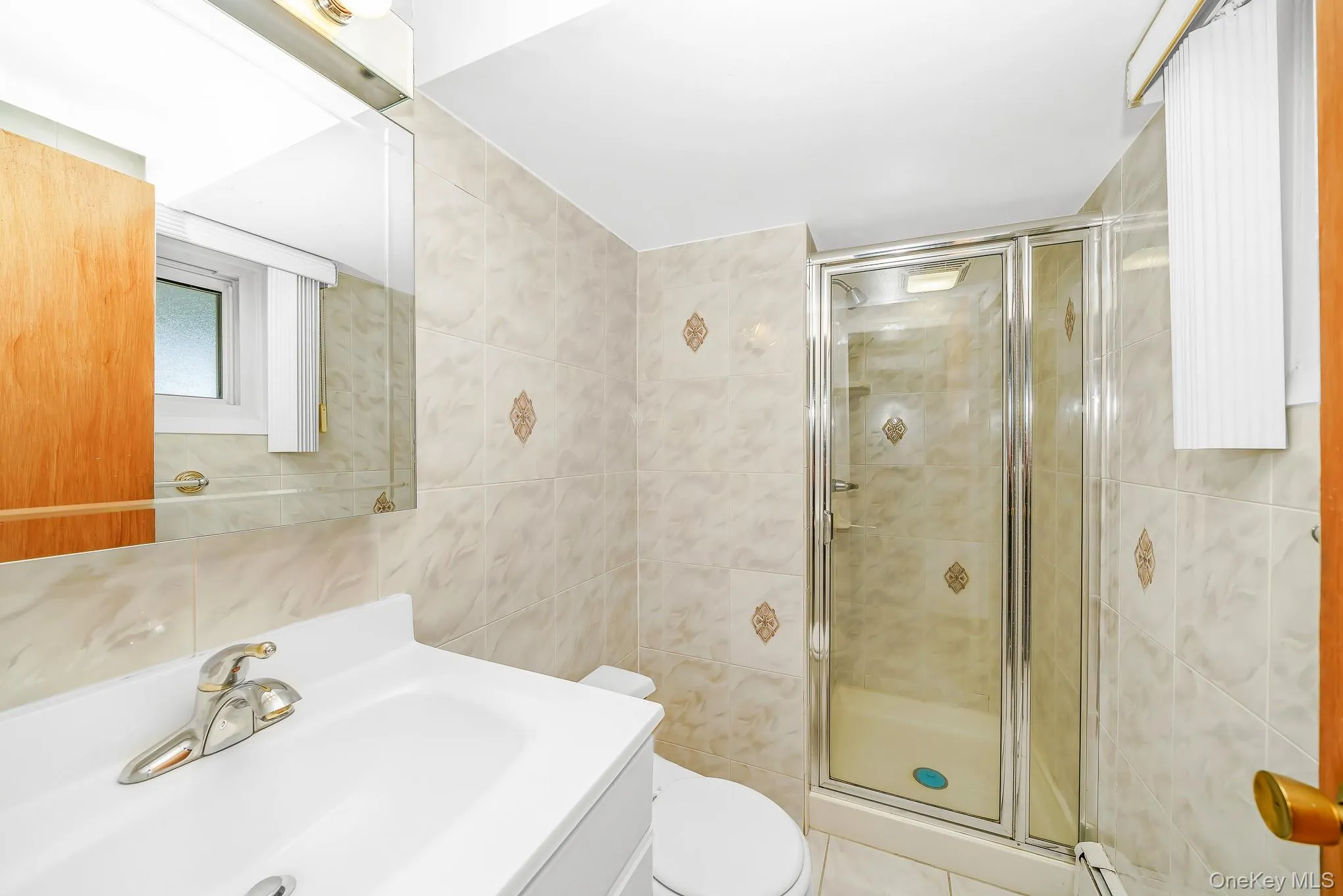 221 Roosevelt Avenue, Oyster Bay, NY, 4 Bedrooms Bedrooms, 8 Rooms Rooms,2 BathroomsBathrooms,Residential,For Rent,Roosevelt,0,1041750 221 Roosevelt Avenue, Oyster Bay, NY, 4 Bedrooms Bedrooms, 8 Rooms Rooms,2 BathroomsBathrooms,Residential,For Rent,Roosevelt,0,1041750