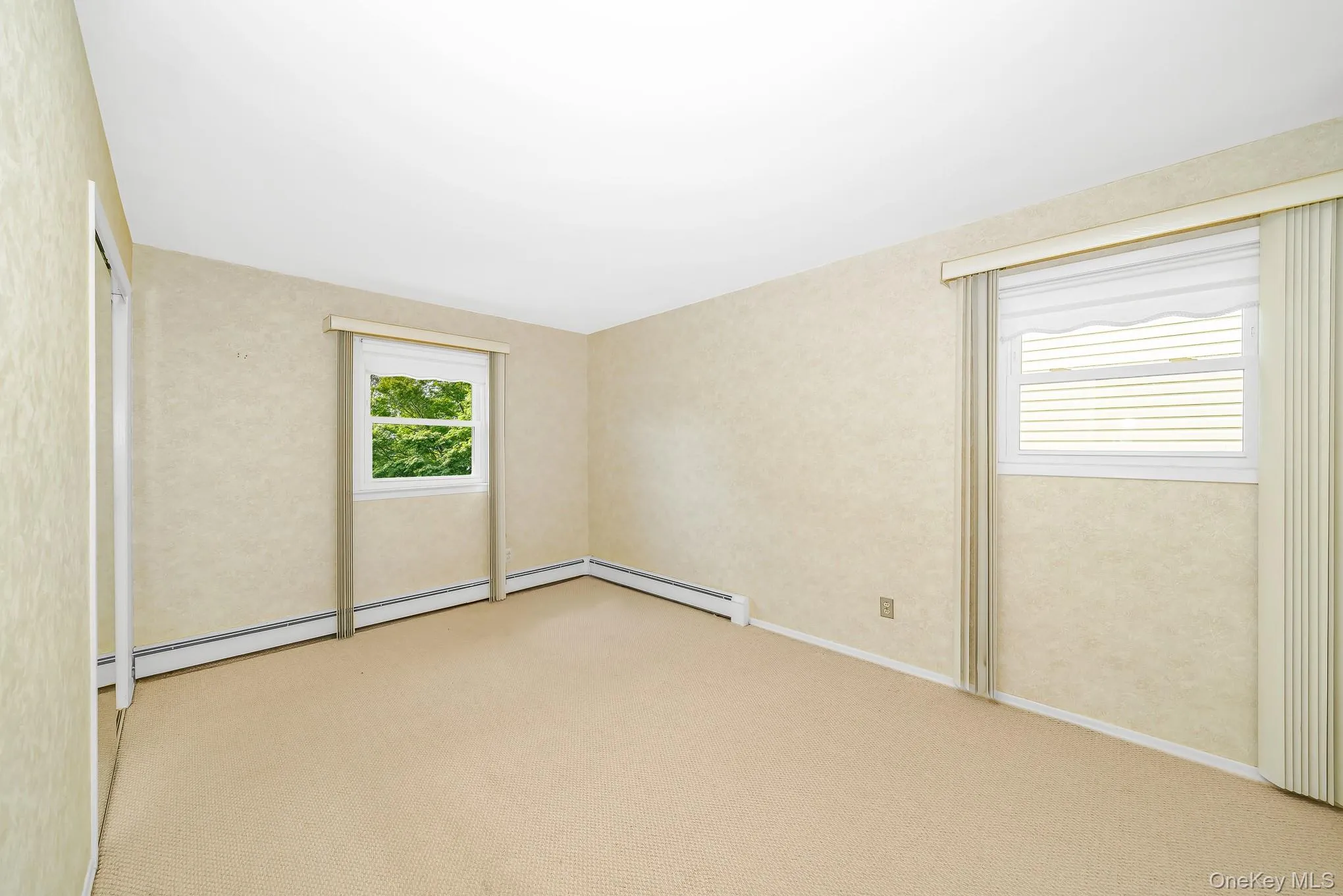 221 Roosevelt Avenue, Oyster Bay, NY, 4 Bedrooms Bedrooms, 8 Rooms Rooms,2 BathroomsBathrooms,Residential,For Rent,Roosevelt,0,1041750 221 Roosevelt Avenue, Oyster Bay, NY, 4 Bedrooms Bedrooms, 8 Rooms Rooms,2 BathroomsBathrooms,Residential,For Rent,Roosevelt,0,1041750