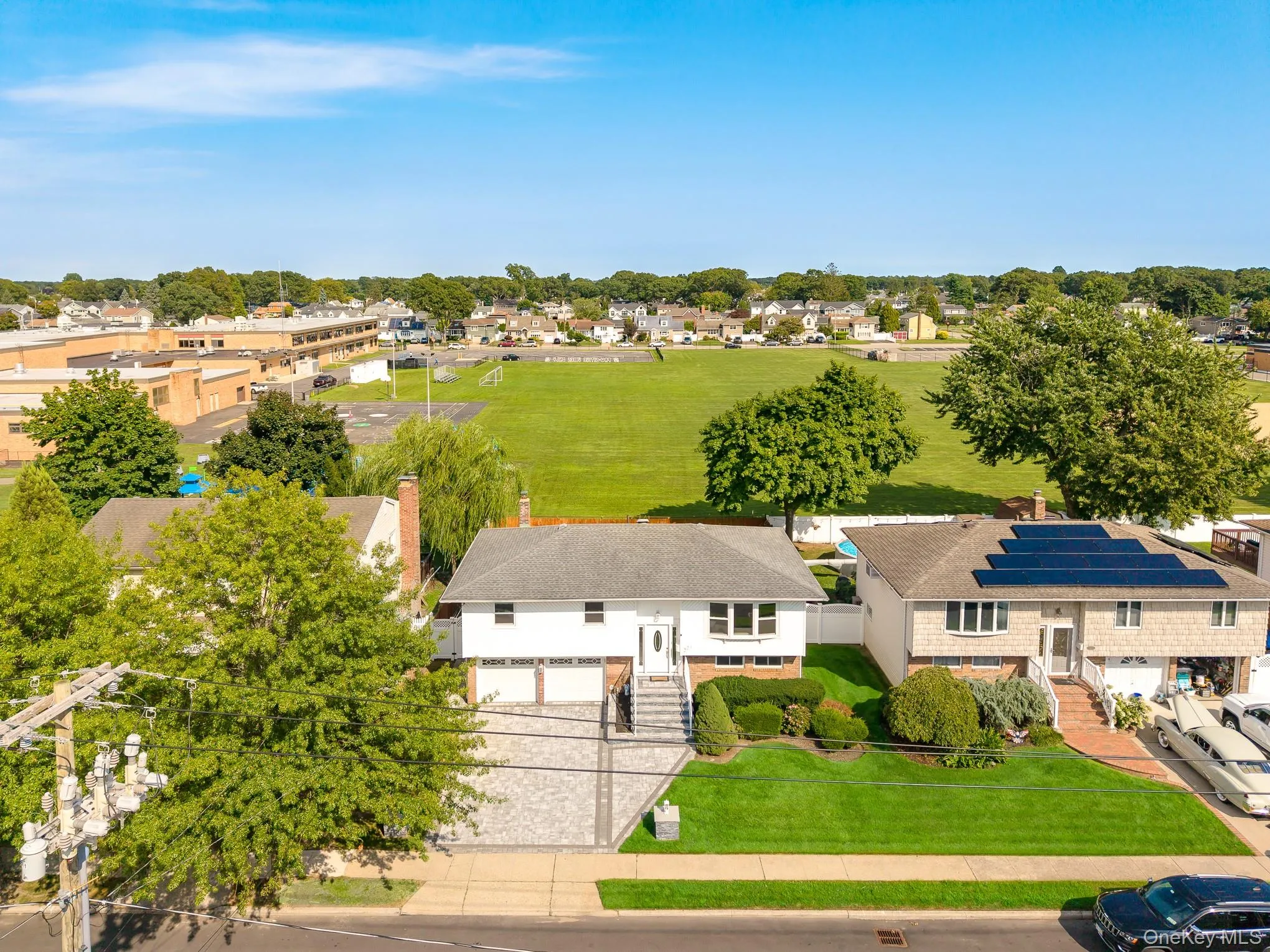 221 Roosevelt Avenue, Oyster Bay, NY, 4 Bedrooms Bedrooms, 8 Rooms Rooms,2 BathroomsBathrooms,Residential,For Rent,Roosevelt,0,1041750 221 Roosevelt Avenue, Oyster Bay, NY, 4 Bedrooms Bedrooms, 8 Rooms Rooms,2 BathroomsBathrooms,Residential,For Rent,Roosevelt,0,1041750