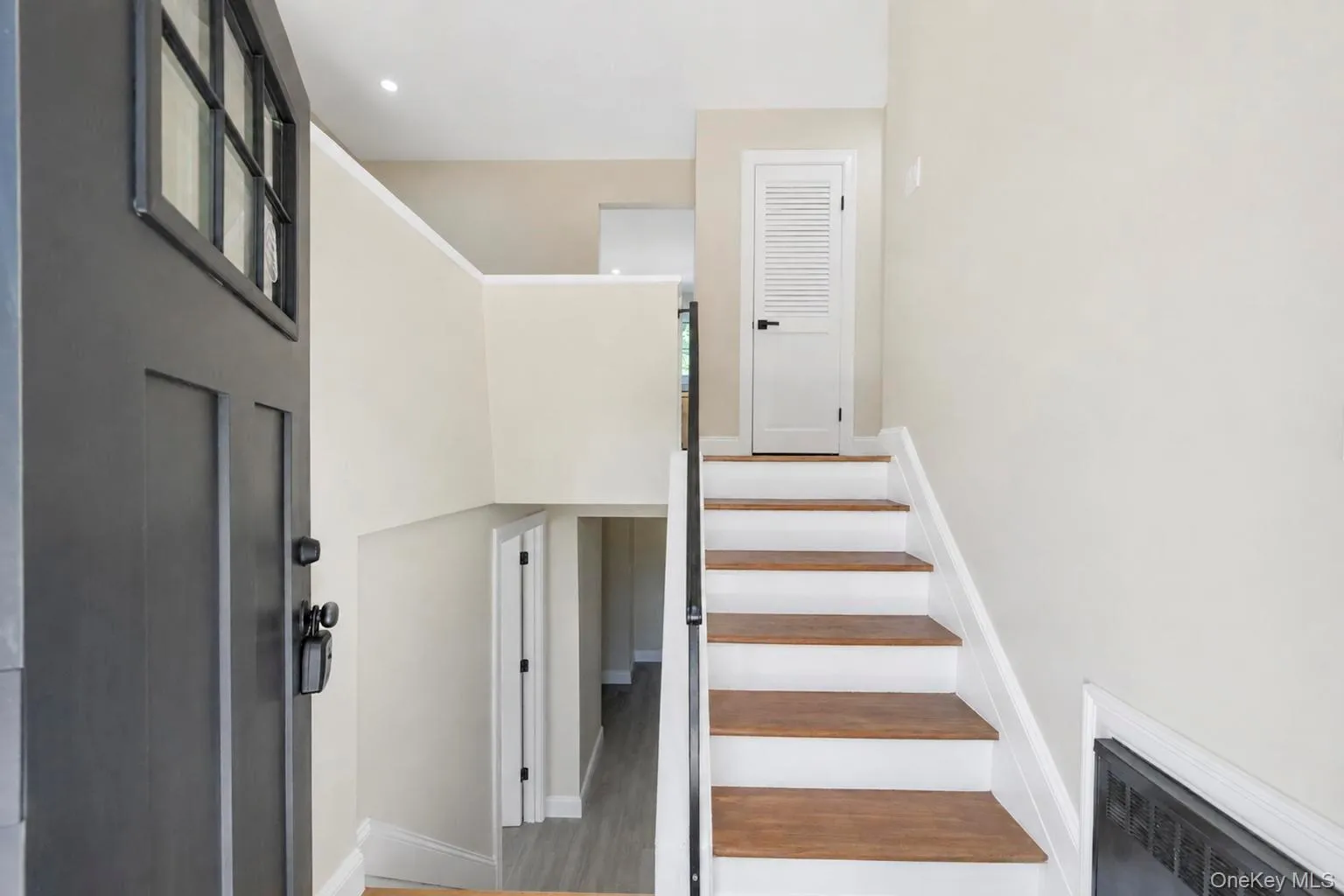 42 Noahs Path, Brookhaven, NY, 5 Bedrooms Bedrooms, 8 Rooms Rooms,3 BathroomsBathrooms,Residential,For Rent,Noahs,0,1041752 42 Noahs Path, Brookhaven, NY, 5 Bedrooms Bedrooms, 8 Rooms Rooms,3 BathroomsBathrooms,Residential,For Rent,Noahs,0,1041752
