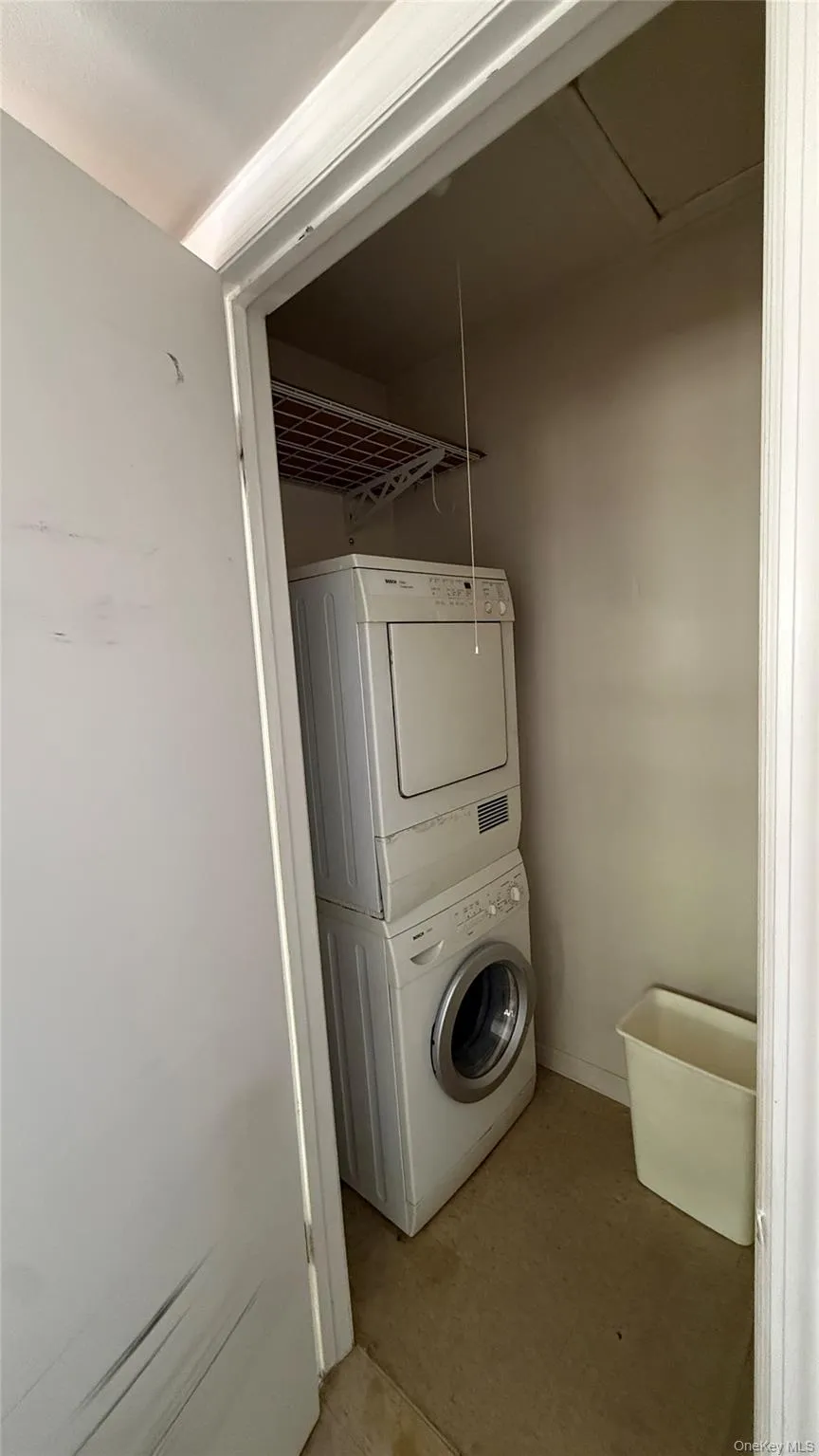 1533 208th Street, New York, NY, 3 Bedrooms Bedrooms, 8 Rooms Rooms,2 BathroomsBathrooms,Residential Lease,For Rent,208th,0,1041754 1533 208th Street, New York, NY, 3 Bedrooms Bedrooms, 8 Rooms Rooms,2 BathroomsBathrooms,Residential Lease,For Rent,208th,0,1041754