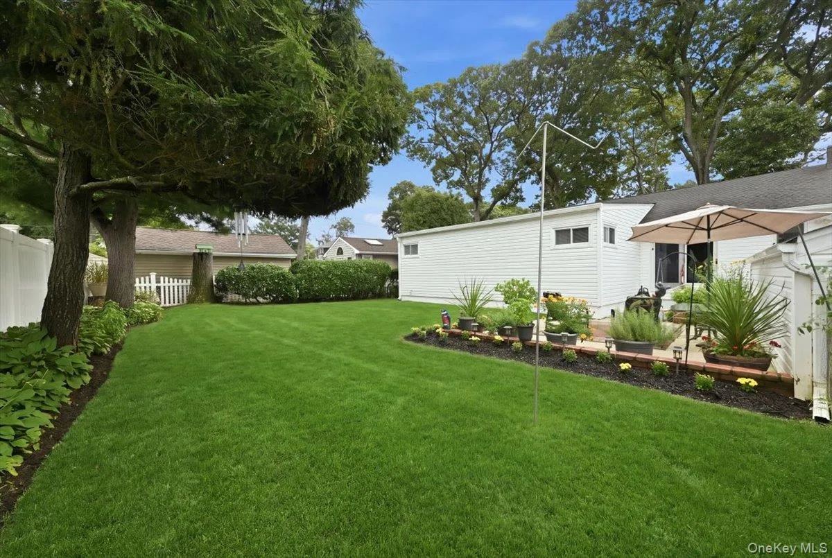 1471 Beech Lane, Hempstead, NY, 4 Bedrooms Bedrooms, 8 Rooms Rooms,2 BathroomsBathrooms,Residential,For Rent,Beech,0,1041755 1471 Beech Lane, Hempstead, NY, 4 Bedrooms Bedrooms, 8 Rooms Rooms,2 BathroomsBathrooms,Residential,For Rent,Beech,0,1041755