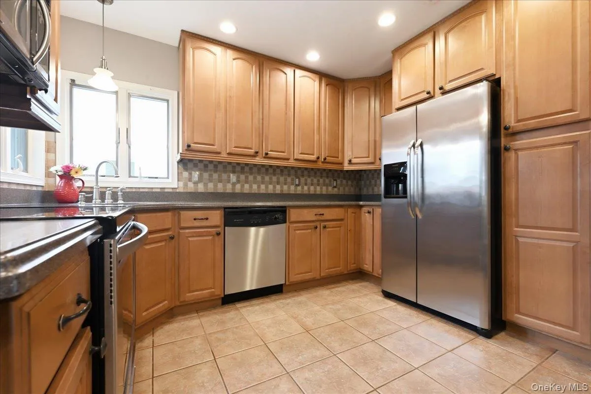 1471 Beech Lane, Hempstead, NY, 4 Bedrooms Bedrooms, 8 Rooms Rooms,2 BathroomsBathrooms,Residential,For Rent,Beech,0,1041755 1471 Beech Lane, Hempstead, NY, 4 Bedrooms Bedrooms, 8 Rooms Rooms,2 BathroomsBathrooms,Residential,For Rent,Beech,0,1041755
