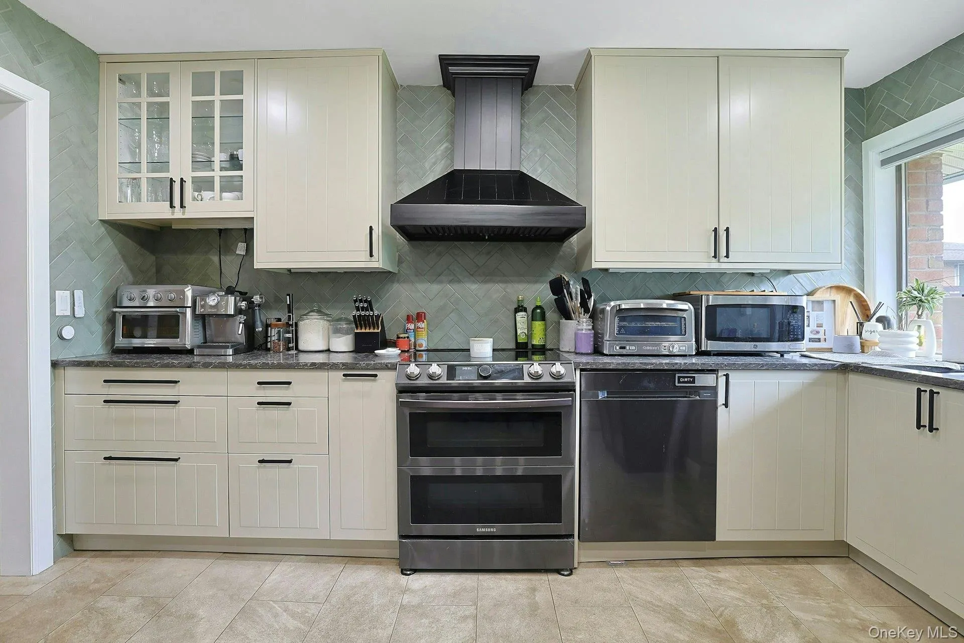 59 Sierra Vista Lane, Clarkstown, NY, 1 Bedroom Bedrooms, 5 Rooms Rooms,1 BathroomBathrooms,Residential Lease,For Rent,Sierra Vista,0,1041756 59 Sierra Vista Lane, Clarkstown, NY, 1 Bedroom Bedrooms, 5 Rooms Rooms,1 BathroomBathrooms,Residential Lease,For Rent,Sierra Vista,0,1041756
