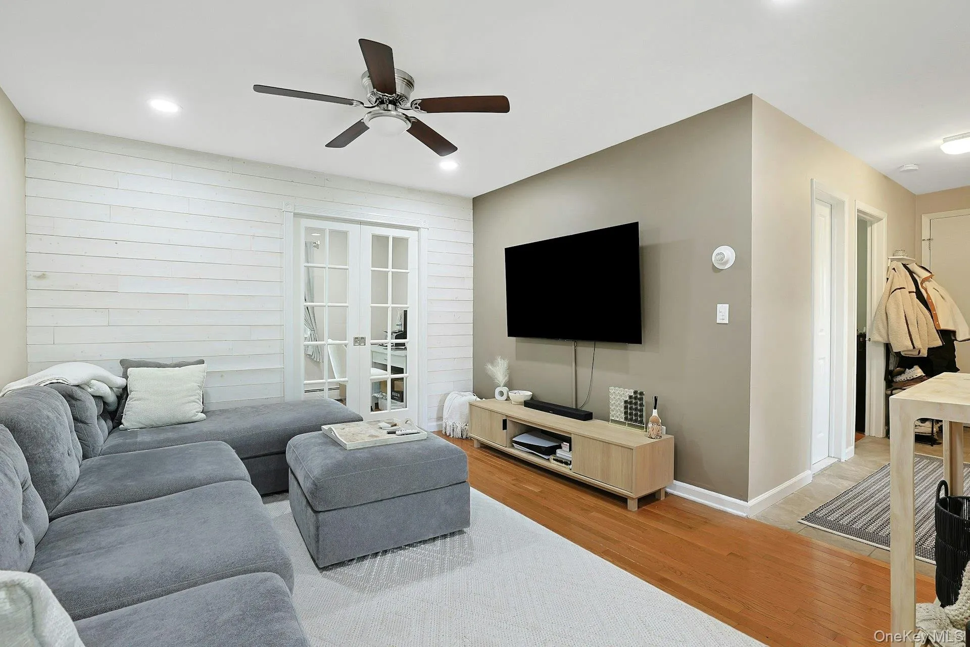 59 Sierra Vista Lane, Clarkstown, NY, 1 Bedroom Bedrooms, 5 Rooms Rooms,1 BathroomBathrooms,Residential Lease,For Rent,Sierra Vista,0,1041756 59 Sierra Vista Lane, Clarkstown, NY, 1 Bedroom Bedrooms, 5 Rooms Rooms,1 BathroomBathrooms,Residential Lease,For Rent,Sierra Vista,0,1041756