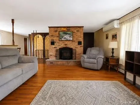 398 Scotchtown Road, Goshen, NY, 3 Bedrooms Bedrooms, 8 Rooms Rooms,2 BathroomsBathrooms,Residential,For Rent,Scotchtown,0,1041760 398 Scotchtown Road, Goshen, NY, 3 Bedrooms Bedrooms, 8 Rooms Rooms,2 BathroomsBathrooms,Residential,For Rent,Scotchtown,0,1041760