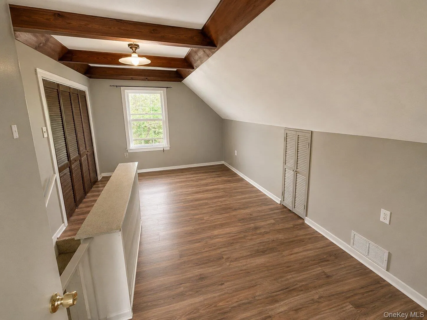 17 Greenview Avenue, Thompson, NY, 3 Bedrooms Bedrooms, 8 Rooms Rooms,1 BathroomBathrooms,Residential Lease,For Rent,Greenview,0,1041764 17 Greenview Avenue, Thompson, NY, 3 Bedrooms Bedrooms, 8 Rooms Rooms,1 BathroomBathrooms,Residential Lease,For Rent,Greenview,0,1041764