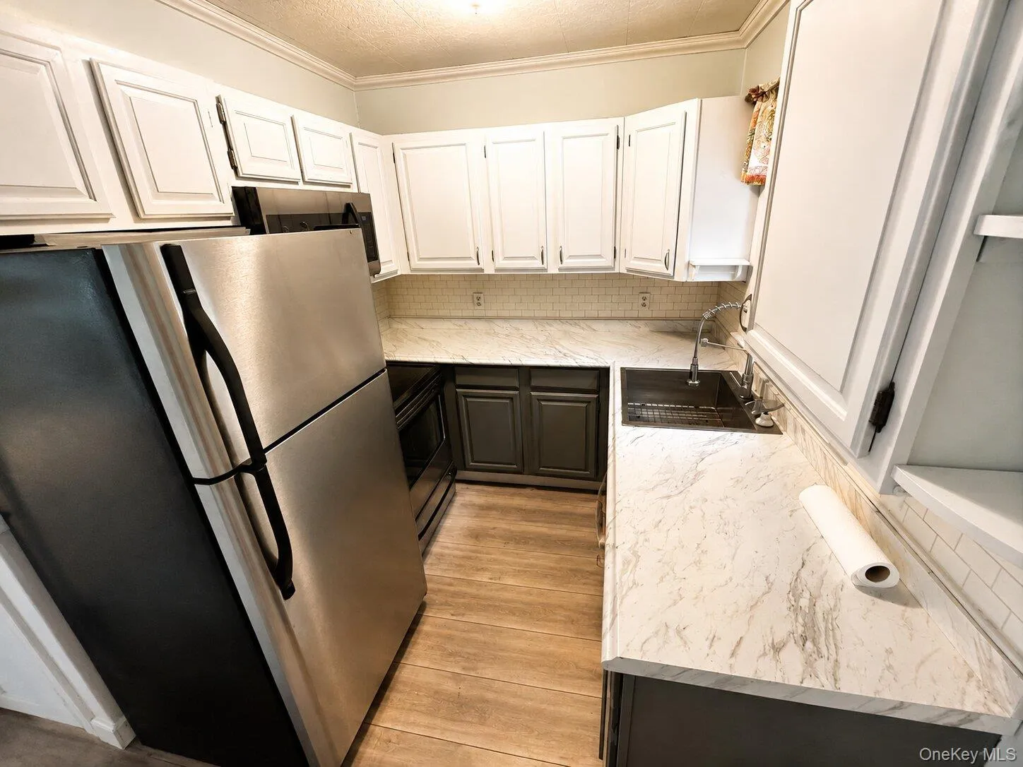 17 Greenview Avenue, Thompson, NY, 3 Bedrooms Bedrooms, 8 Rooms Rooms,1 BathroomBathrooms,Residential Lease,For Rent,Greenview,0,1041764 17 Greenview Avenue, Thompson, NY, 3 Bedrooms Bedrooms, 8 Rooms Rooms,1 BathroomBathrooms,Residential Lease,For Rent,Greenview,0,1041764