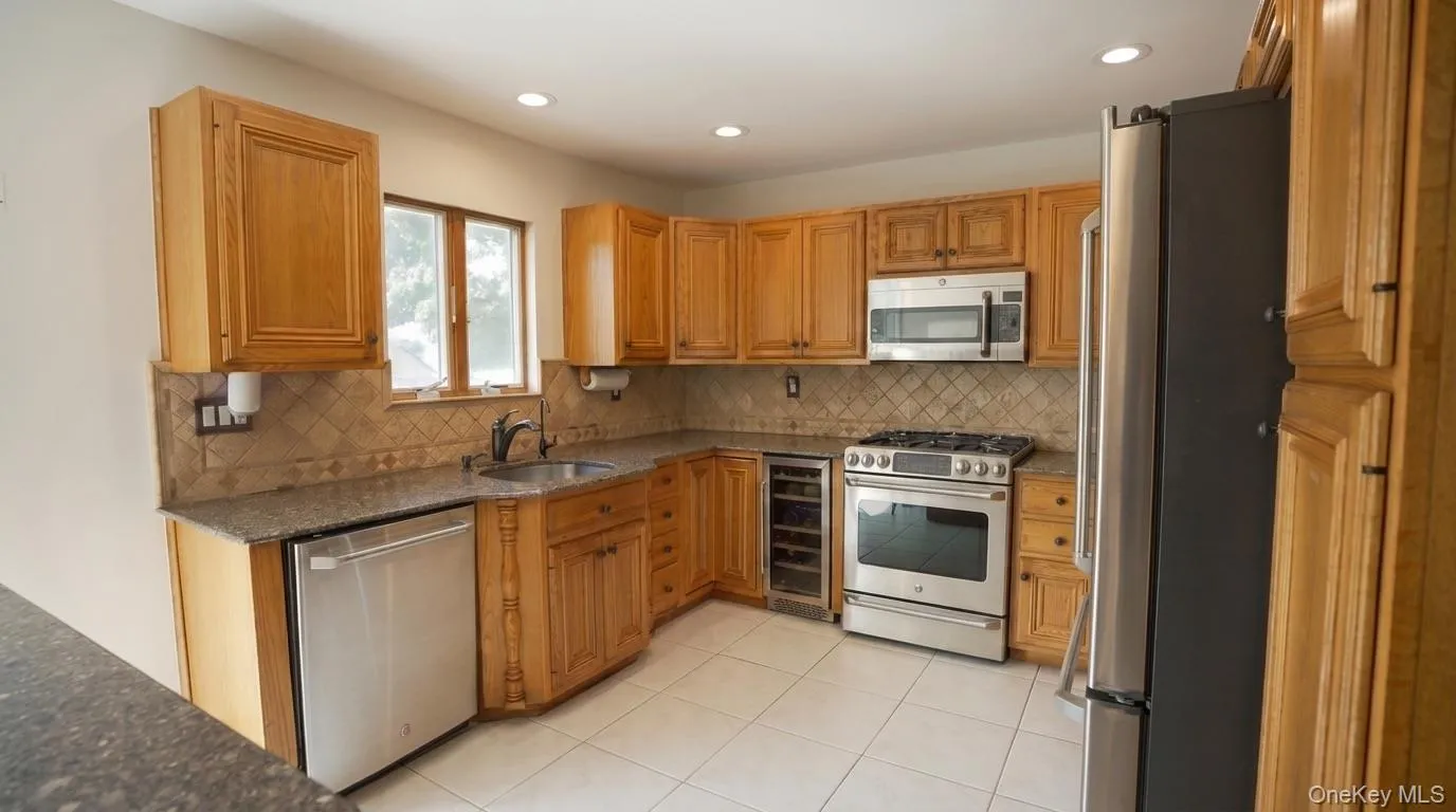 265 Weidner Avenue, Hempstead, NY, 3 Bedrooms Bedrooms, 7 Rooms Rooms,2 BathroomsBathrooms,Residential,For Rent,Weidner,0,1041765 265 Weidner Avenue, Hempstead, NY, 3 Bedrooms Bedrooms, 7 Rooms Rooms,2 BathroomsBathrooms,Residential,For Rent,Weidner,0,1041765