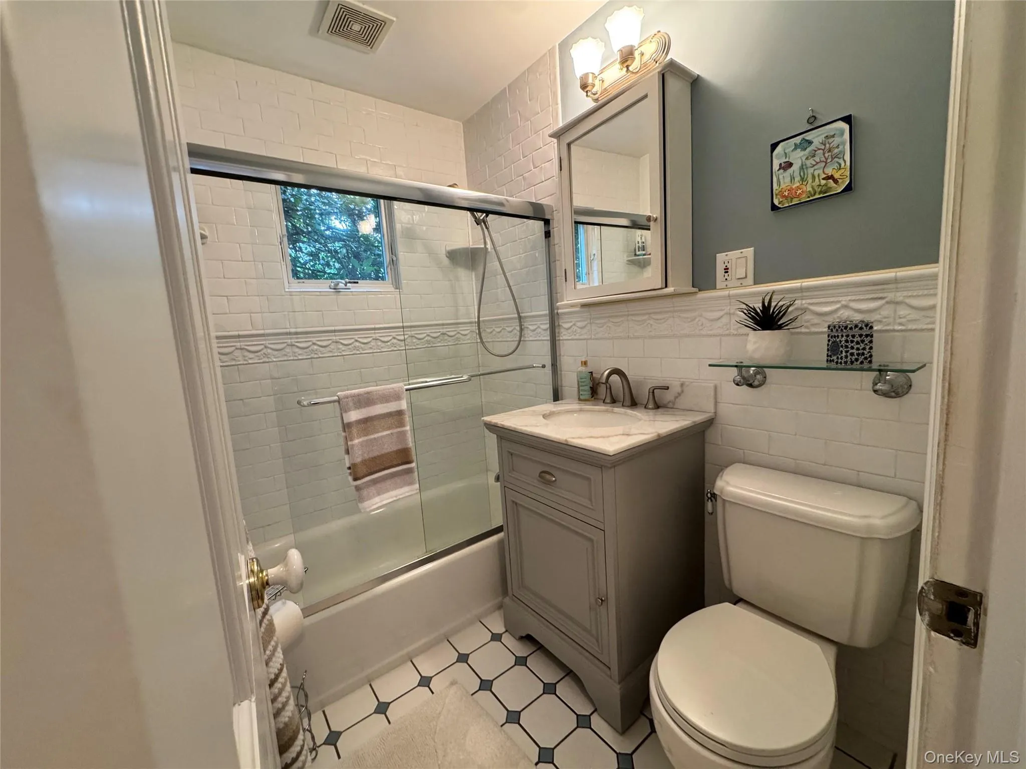 51 Bayway Avenue, Islip, NY, 4 Bedrooms Bedrooms, 9 Rooms Rooms,3 BathroomsBathrooms,Residential,For Rent,Bayway,0,1041766 51 Bayway Avenue, Islip, NY, 4 Bedrooms Bedrooms, 9 Rooms Rooms,3 BathroomsBathrooms,Residential,For Rent,Bayway,0,1041766