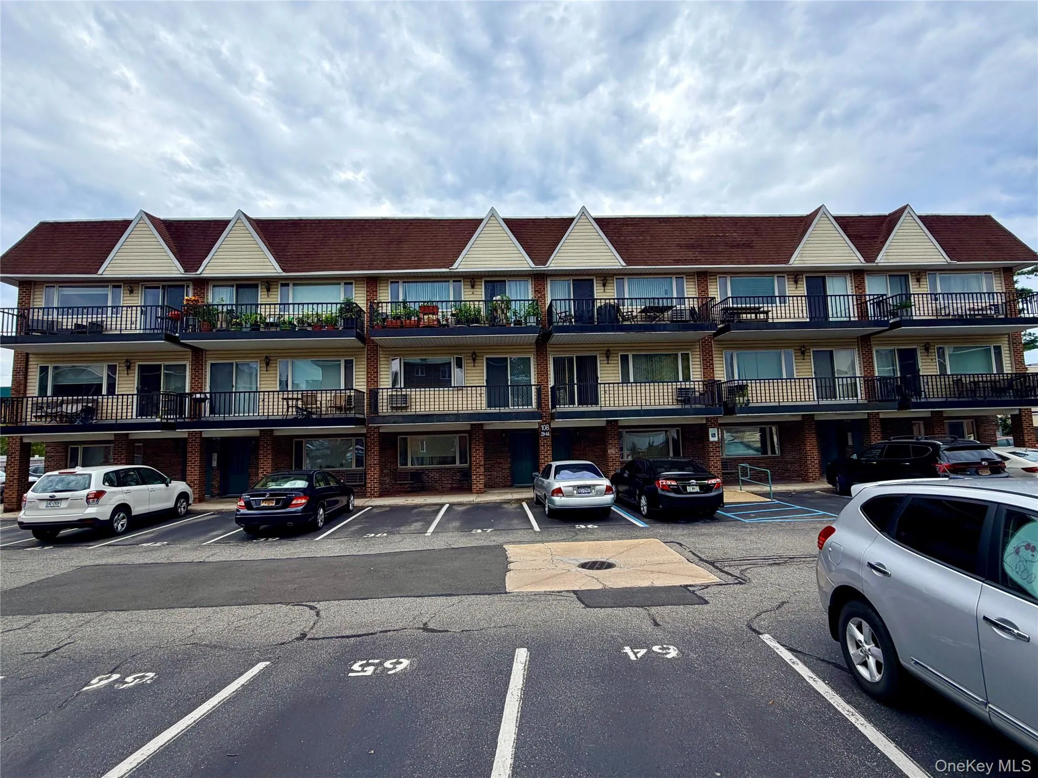 108 Atlantic Avenue, Hempstead, NY, 2 Bedrooms Bedrooms, 4 Rooms Rooms,1 BathroomBathrooms,Residential Lease,For Rent,Atlantic,0,1041767 108 Atlantic Avenue, Hempstead, NY, 2 Bedrooms Bedrooms, 4 Rooms Rooms,1 BathroomBathrooms,Residential Lease,For Rent,Atlantic,0,1041767