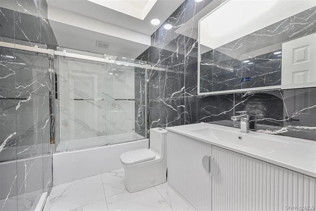 47 Rodney Street, Brookhaven, NY, 4 Bedrooms Bedrooms, 8 Rooms Rooms,3 BathroomsBathrooms,Residential,For Rent,Rodney,0,1041770 47 Rodney Street, Brookhaven, NY, 4 Bedrooms Bedrooms, 8 Rooms Rooms,3 BathroomsBathrooms,Residential,For Rent,Rodney,0,1041770