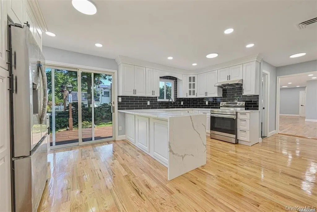 47 Rodney Street, Brookhaven, NY, 4 Bedrooms Bedrooms, 8 Rooms Rooms,3 BathroomsBathrooms,Residential,For Rent,Rodney,0,1041770 47 Rodney Street, Brookhaven, NY, 4 Bedrooms Bedrooms, 8 Rooms Rooms,3 BathroomsBathrooms,Residential,For Rent,Rodney,0,1041770