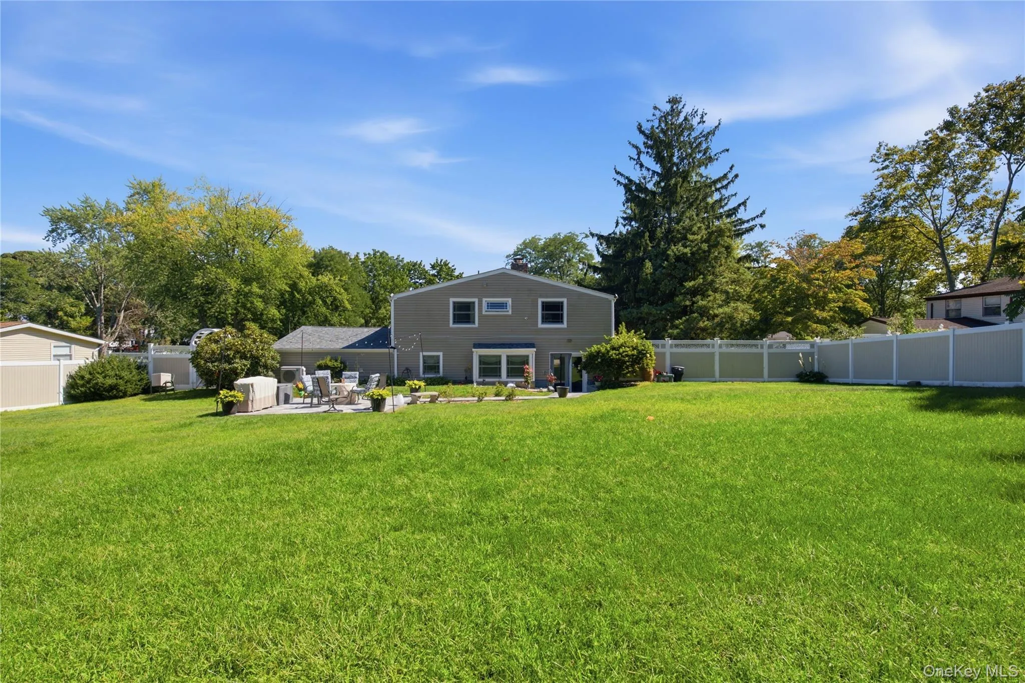 44 Ivy League Lane, Brookhaven, NY, 3 Bedrooms Bedrooms, 7 Rooms Rooms,1 BathroomBathrooms,Residential,For Rent,Ivy League,0,1041772 44 Ivy League Lane, Brookhaven, NY, 3 Bedrooms Bedrooms, 7 Rooms Rooms,1 BathroomBathrooms,Residential,For Rent,Ivy League,0,1041772