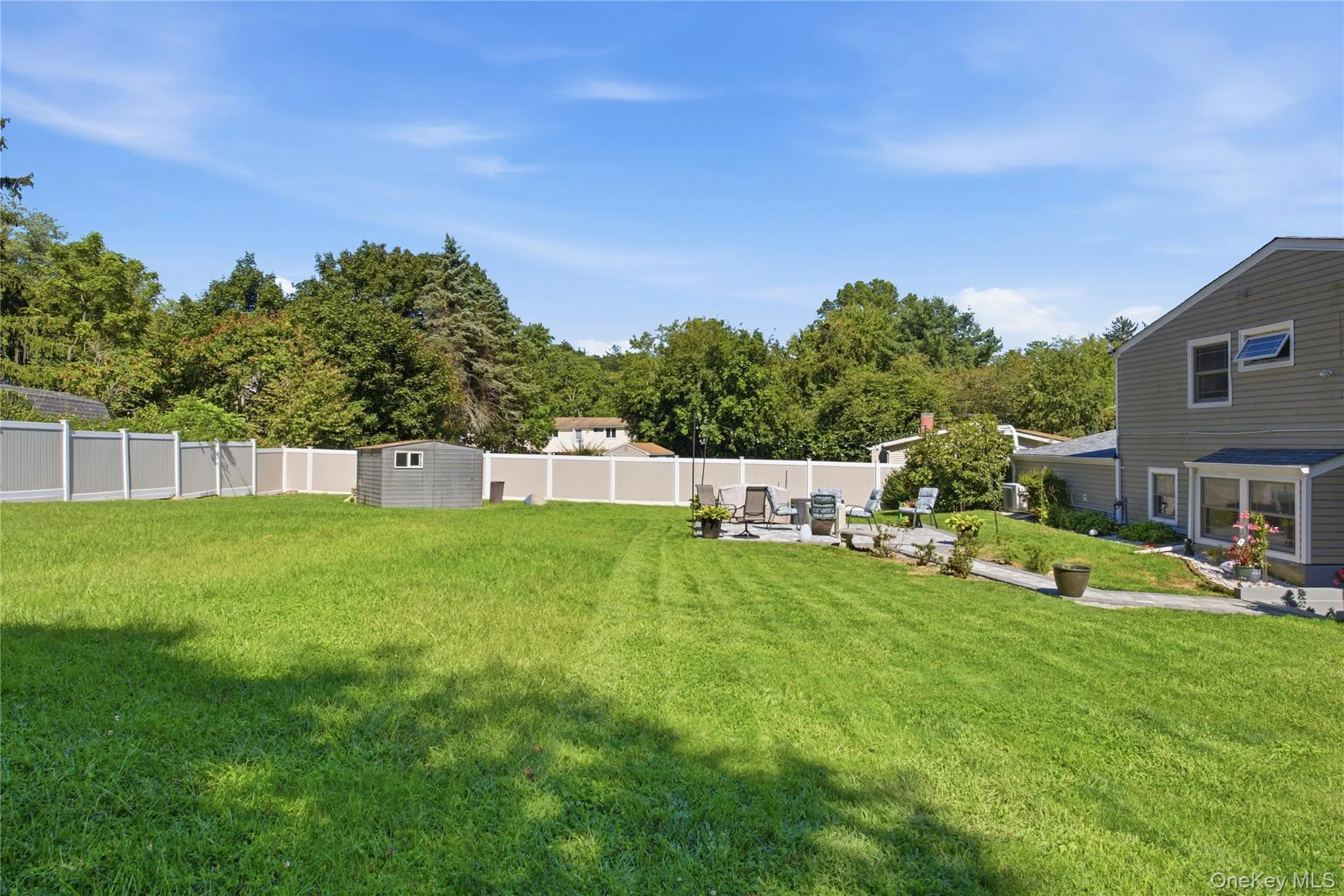 44 Ivy League Lane, Brookhaven, NY, 3 Bedrooms Bedrooms, 7 Rooms Rooms,1 BathroomBathrooms,Residential,For Rent,Ivy League,0,1041772 44 Ivy League Lane, Brookhaven, NY, 3 Bedrooms Bedrooms, 7 Rooms Rooms,1 BathroomBathrooms,Residential,For Rent,Ivy League,0,1041772
