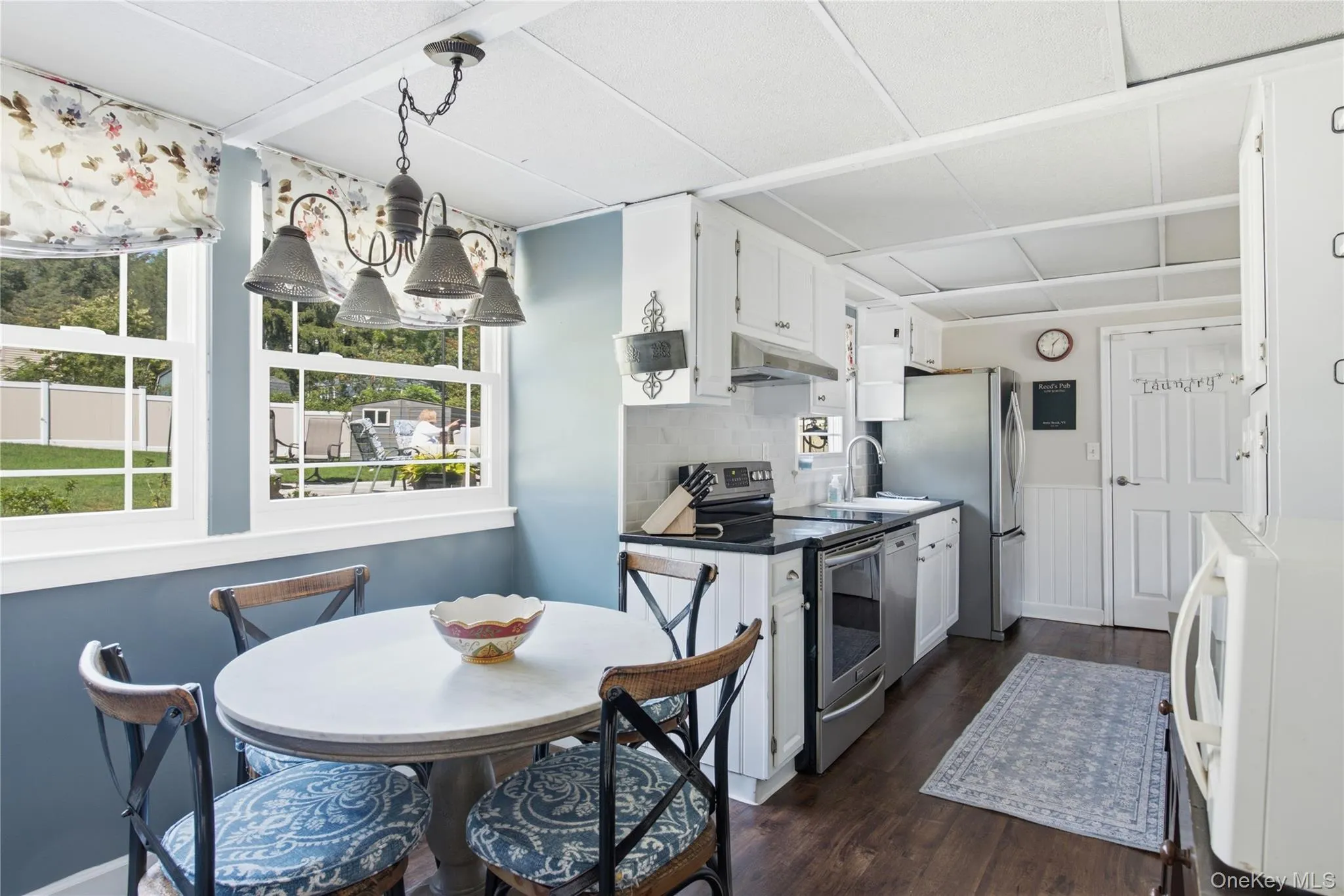 44 Ivy League Lane, Brookhaven, NY, 3 Bedrooms Bedrooms, 7 Rooms Rooms,1 BathroomBathrooms,Residential,For Rent,Ivy League,0,1041772 44 Ivy League Lane, Brookhaven, NY, 3 Bedrooms Bedrooms, 7 Rooms Rooms,1 BathroomBathrooms,Residential,For Rent,Ivy League,0,1041772