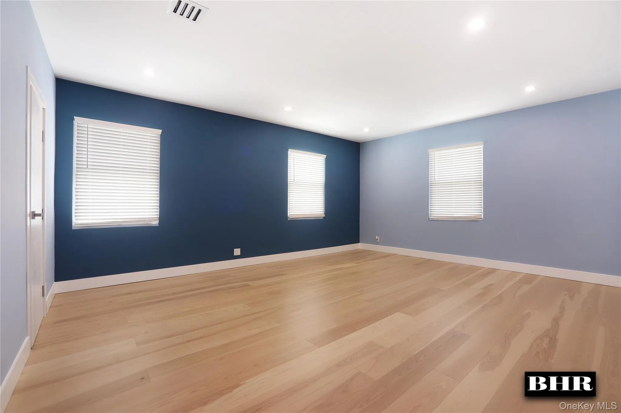 190 Kensington Street, New York, NY, 4 Bedrooms Bedrooms, 9 Rooms Rooms,3 BathroomsBathrooms,Residential,For Rent,Kensington,0,1041779 190 Kensington Street, New York, NY, 4 Bedrooms Bedrooms, 9 Rooms Rooms,3 BathroomsBathrooms,Residential,For Rent,Kensington,0,1041779