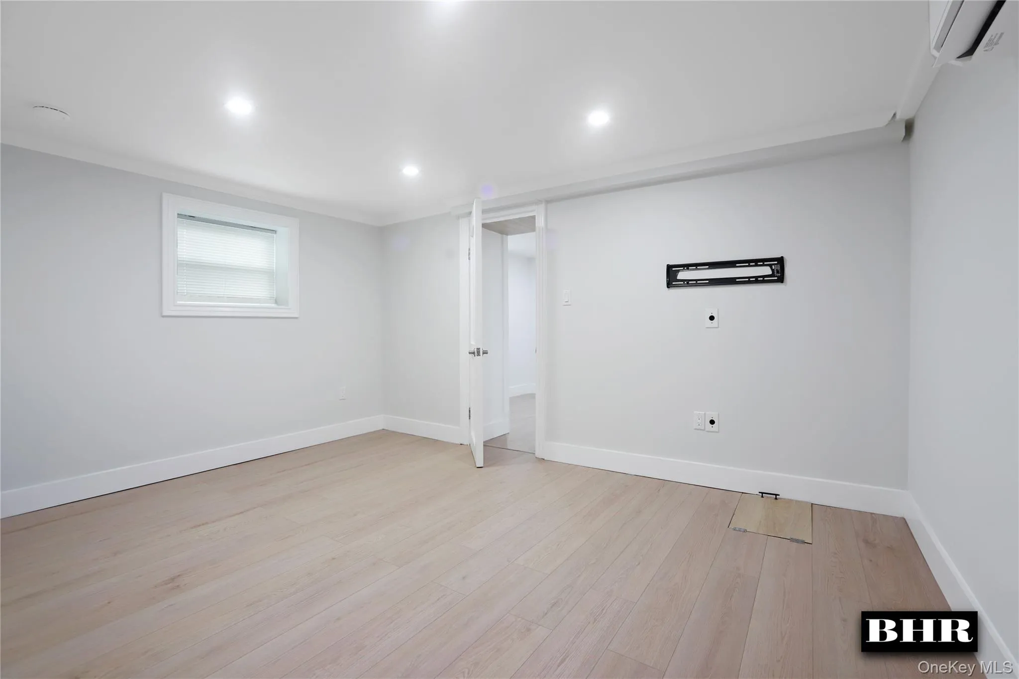 190 Kensington Street, New York, NY, 4 Bedrooms Bedrooms, 9 Rooms Rooms,3 BathroomsBathrooms,Residential,For Rent,Kensington,0,1041779 190 Kensington Street, New York, NY, 4 Bedrooms Bedrooms, 9 Rooms Rooms,3 BathroomsBathrooms,Residential,For Rent,Kensington,0,1041779