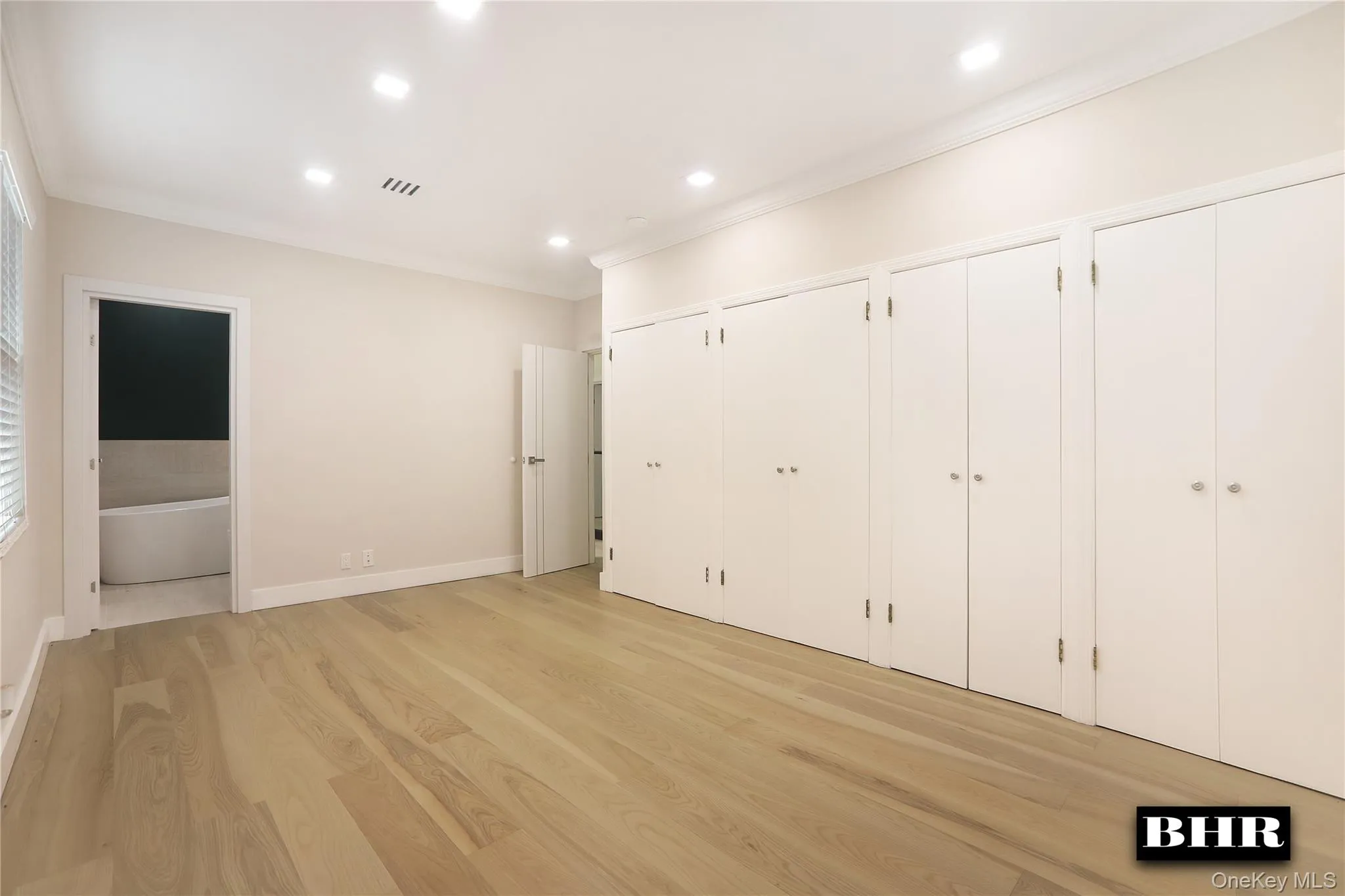 190 Kensington Street, New York, NY, 4 Bedrooms Bedrooms, 9 Rooms Rooms,3 BathroomsBathrooms,Residential,For Rent,Kensington,0,1041779 190 Kensington Street, New York, NY, 4 Bedrooms Bedrooms, 9 Rooms Rooms,3 BathroomsBathrooms,Residential,For Rent,Kensington,0,1041779