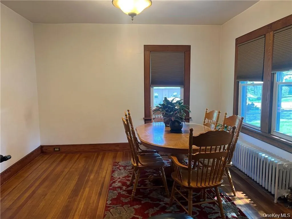 25 Forester Avenue, Warwick (town), NY, 3 Bedrooms Bedrooms, 7 Rooms Rooms,1 BathroomBathrooms,Residential Lease,For Rent,Forester,0,1041780 25 Forester Avenue, Warwick (town), NY, 3 Bedrooms Bedrooms, 7 Rooms Rooms,1 BathroomBathrooms,Residential Lease,For Rent,Forester,0,1041780