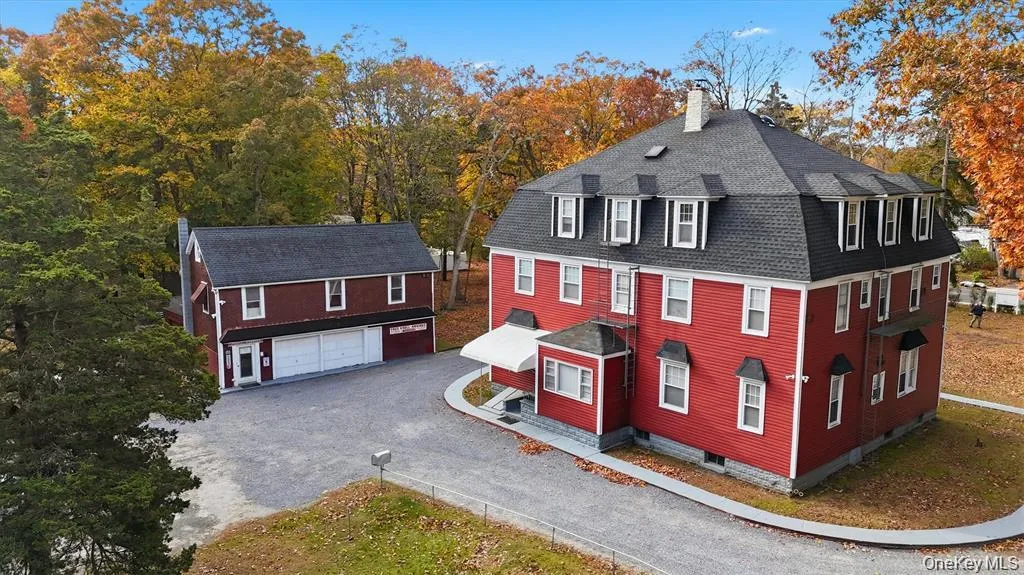 221 Lake Avenue, Smithtown, NY, 1 Bedroom Bedrooms, 4 Rooms Rooms,1 BathroomBathrooms,Residential Lease,For Rent,Lake,0,1041783 221 Lake Avenue, Smithtown, NY, 1 Bedroom Bedrooms, 4 Rooms Rooms,1 BathroomBathrooms,Residential Lease,For Rent,Lake,0,1041783