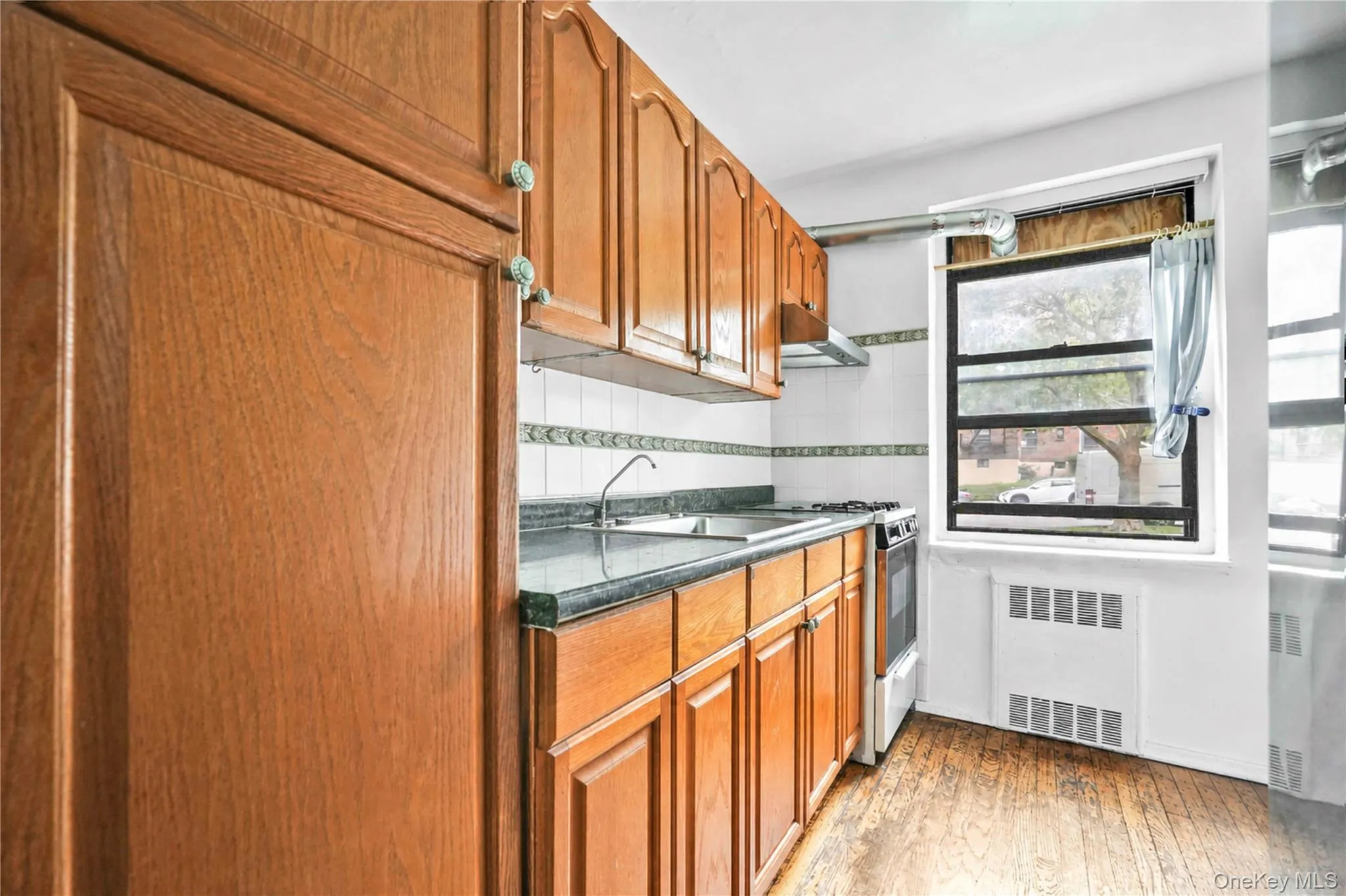 28-02 141st Street, New York, NY, 1 Bedroom Bedrooms, 4 Rooms Rooms,1 BathroomBathrooms,Residential,For Rent,141st,0,1041788 28-02 141st Street, New York, NY, 1 Bedroom Bedrooms, 4 Rooms Rooms,1 BathroomBathrooms,Residential,For Rent,141st,0,1041788