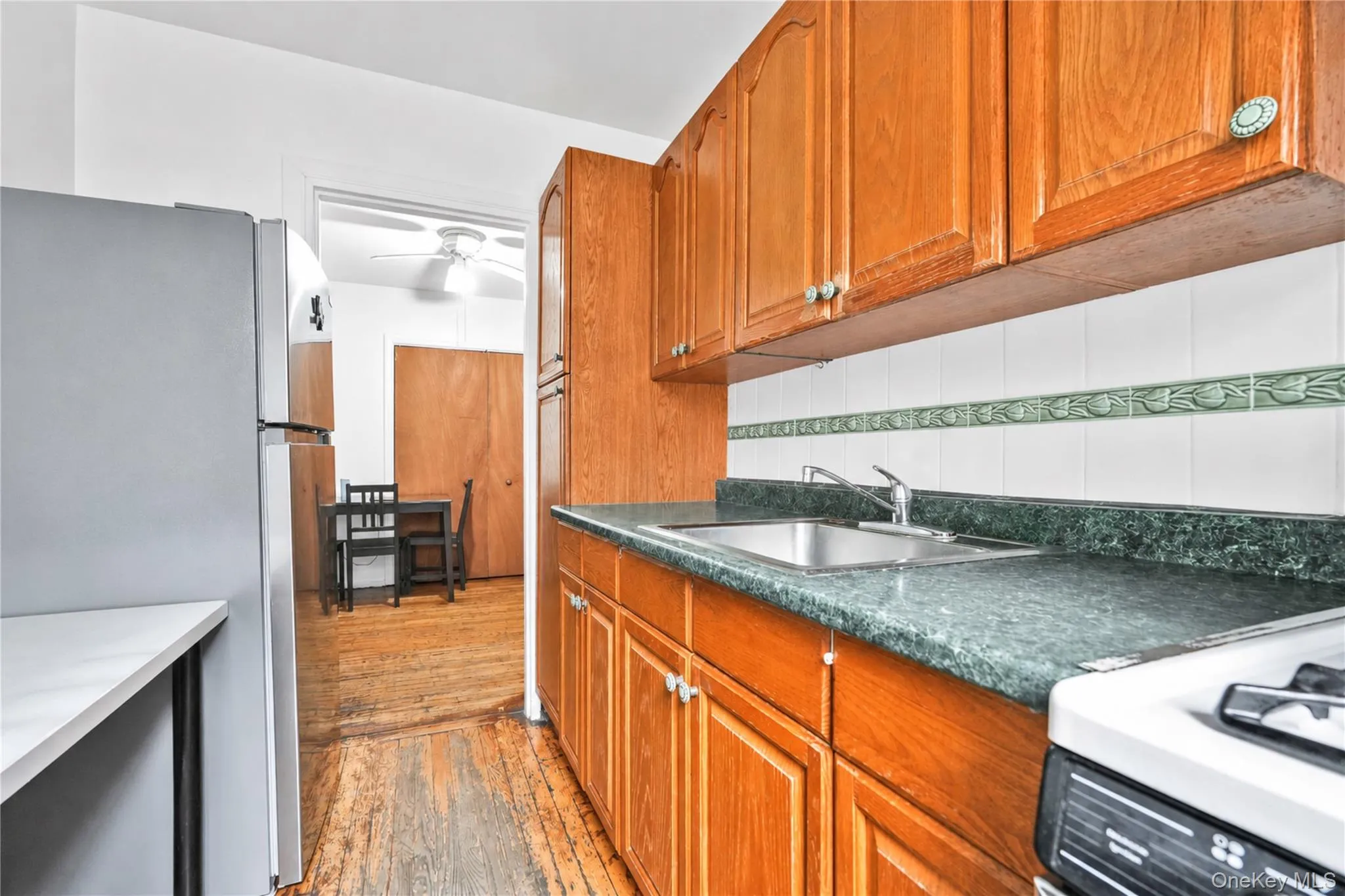 28-02 141st Street, New York, NY, 1 Bedroom Bedrooms, 4 Rooms Rooms,1 BathroomBathrooms,Residential,For Rent,141st,0,1041788 28-02 141st Street, New York, NY, 1 Bedroom Bedrooms, 4 Rooms Rooms,1 BathroomBathrooms,Residential,For Rent,141st,0,1041788