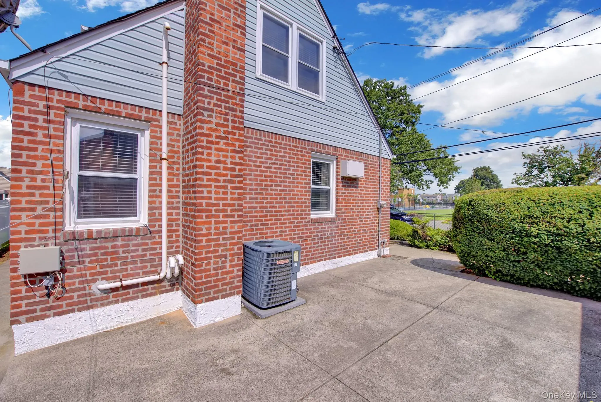 409 Saint Agnes Place, Hempstead, NY, 4 Bedrooms Bedrooms, 8 Rooms Rooms,2 BathroomsBathrooms,Residential,For Rent,Saint Agnes,0,1041791 409 Saint Agnes Place, Hempstead, NY, 4 Bedrooms Bedrooms, 8 Rooms Rooms,2 BathroomsBathrooms,Residential,For Rent,Saint Agnes,0,1041791