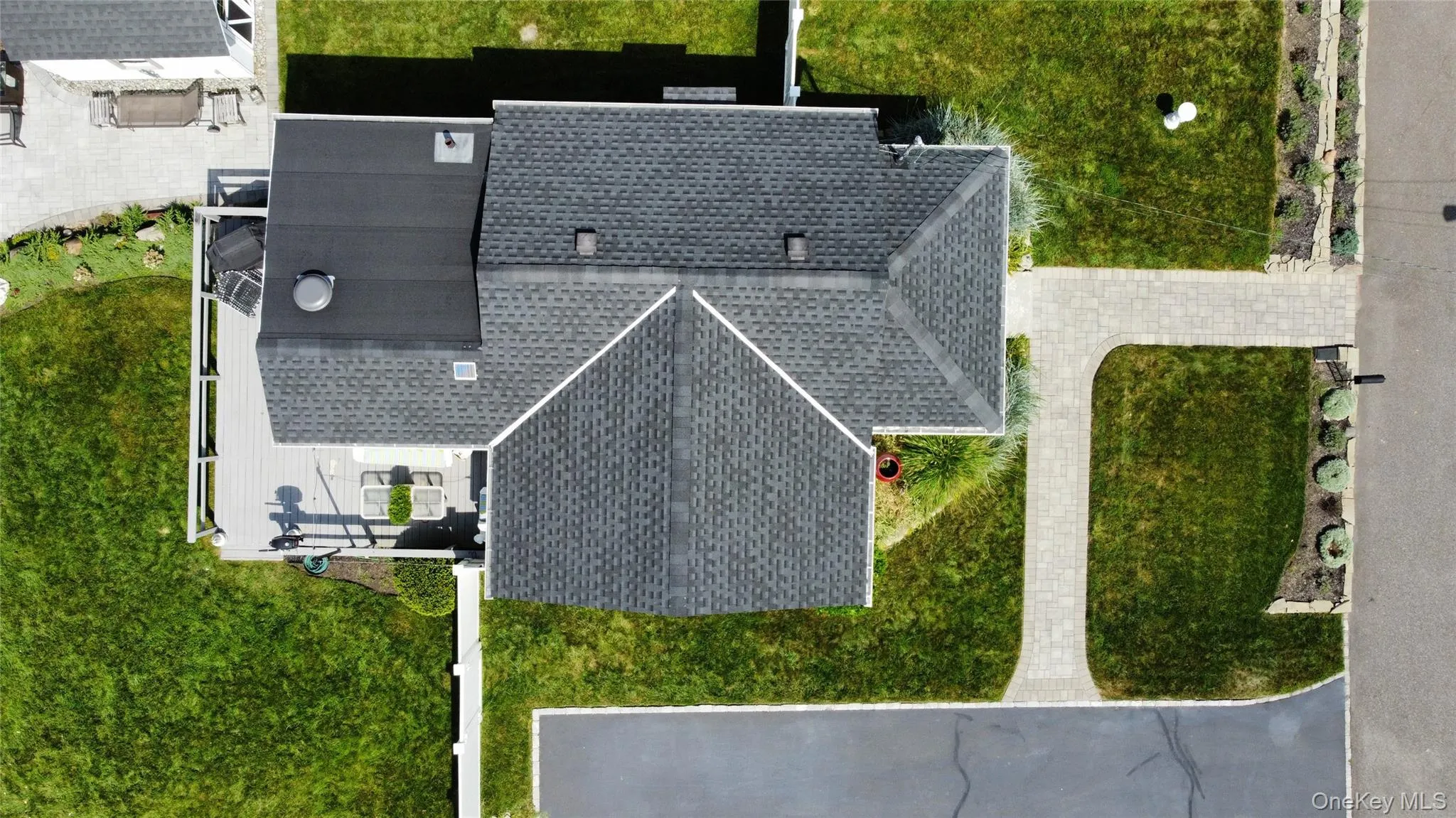 24 Canary Road, Brookhaven, NY, 3 Bedrooms Bedrooms, 6 Rooms Rooms,1 BathroomBathrooms,Residential,For Rent,Canary,0,1041792 24 Canary Road, Brookhaven, NY, 3 Bedrooms Bedrooms, 6 Rooms Rooms,1 BathroomBathrooms,Residential,For Rent,Canary,0,1041792