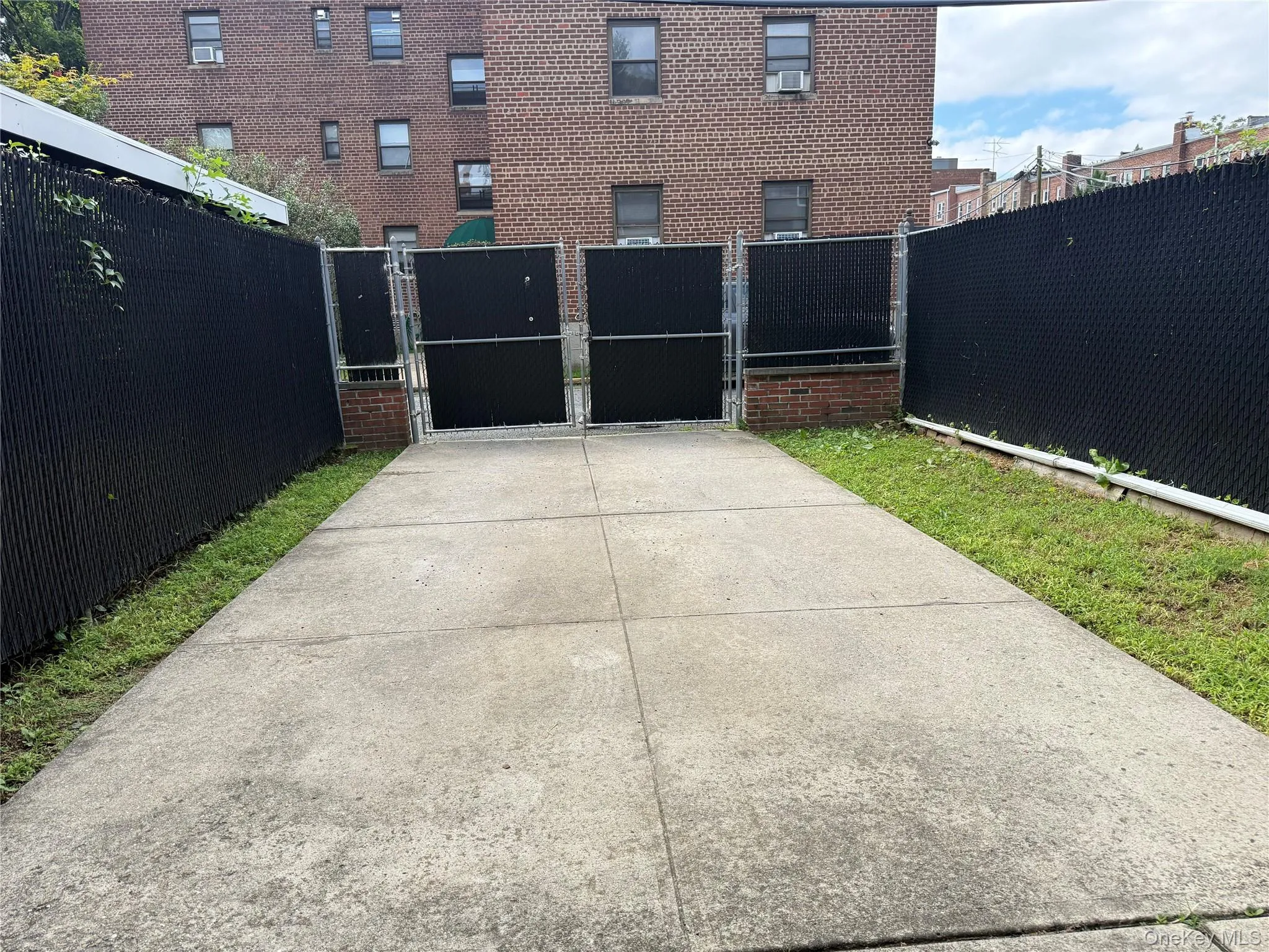 21516 46th Avenue, New York, NY, 3 Bedrooms Bedrooms, 6 Rooms Rooms,2 BathroomsBathrooms,Residential,For Rent,46th,0,1041793 21516 46th Avenue, New York, NY, 3 Bedrooms Bedrooms, 6 Rooms Rooms,2 BathroomsBathrooms,Residential,For Rent,46th,0,1041793