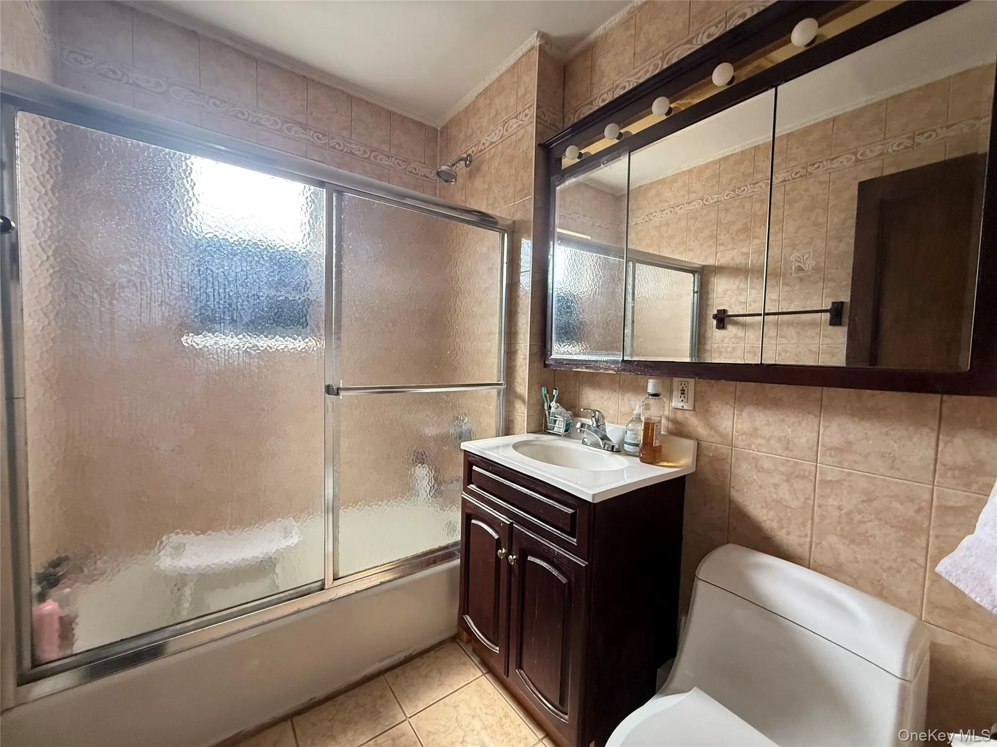 21516 46th Avenue, New York, NY, 3 Bedrooms Bedrooms, 6 Rooms Rooms,2 BathroomsBathrooms,Residential,For Rent,46th,0,1041793 21516 46th Avenue, New York, NY, 3 Bedrooms Bedrooms, 6 Rooms Rooms,2 BathroomsBathrooms,Residential,For Rent,46th,0,1041793
