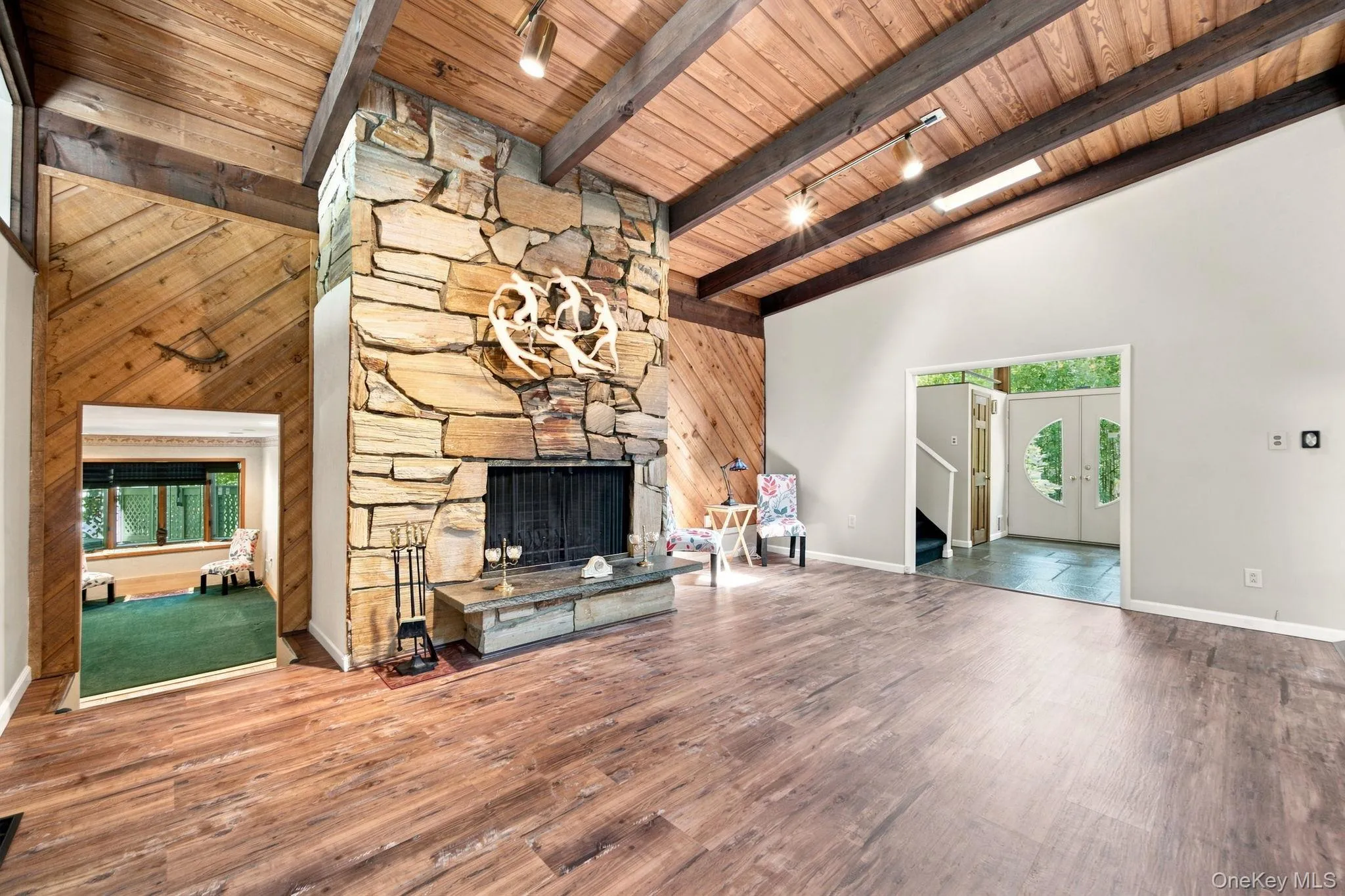 135 Oakside Drive, Smithtown, NY, 4 Bedrooms Bedrooms, 10 Rooms Rooms,3 BathroomsBathrooms,Residential,For Rent,Oakside,0,1041795 135 Oakside Drive, Smithtown, NY, 4 Bedrooms Bedrooms, 10 Rooms Rooms,3 BathroomsBathrooms,Residential,For Rent,Oakside,0,1041795