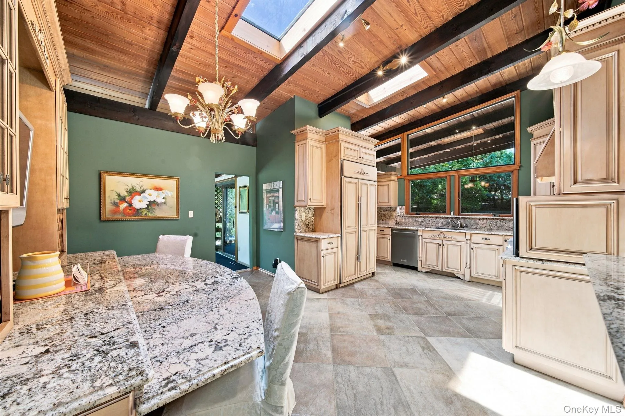 135 Oakside Drive, Smithtown, NY, 4 Bedrooms Bedrooms, 10 Rooms Rooms,3 BathroomsBathrooms,Residential,For Rent,Oakside,0,1041795 135 Oakside Drive, Smithtown, NY, 4 Bedrooms Bedrooms, 10 Rooms Rooms,3 BathroomsBathrooms,Residential,For Rent,Oakside,0,1041795