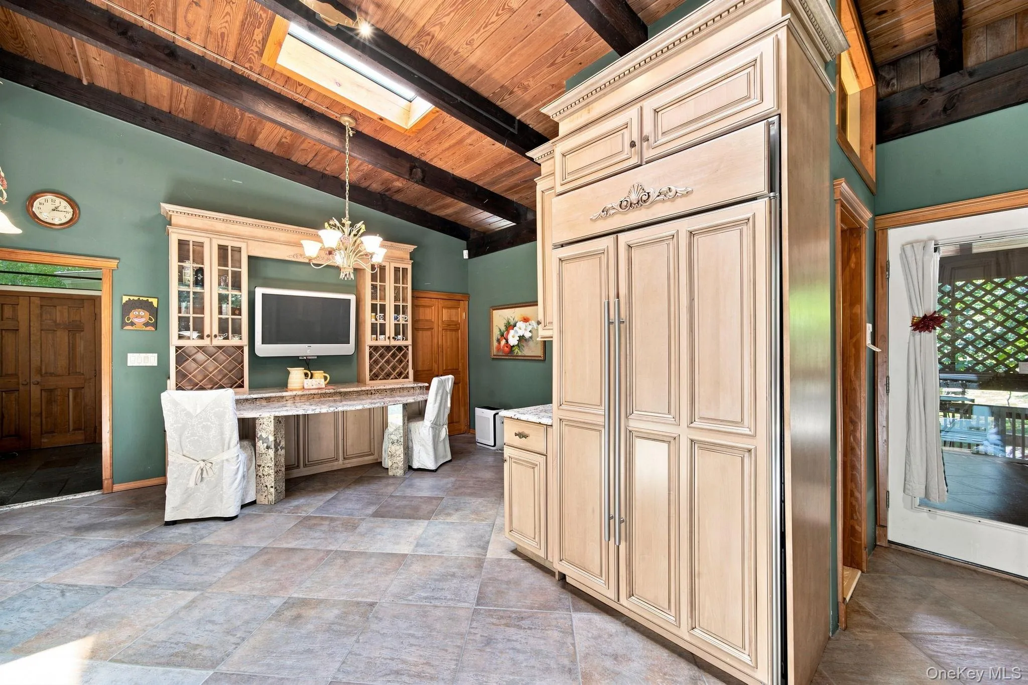 135 Oakside Drive, Smithtown, NY, 4 Bedrooms Bedrooms, 10 Rooms Rooms,3 BathroomsBathrooms,Residential,For Rent,Oakside,0,1041795 135 Oakside Drive, Smithtown, NY, 4 Bedrooms Bedrooms, 10 Rooms Rooms,3 BathroomsBathrooms,Residential,For Rent,Oakside,0,1041795