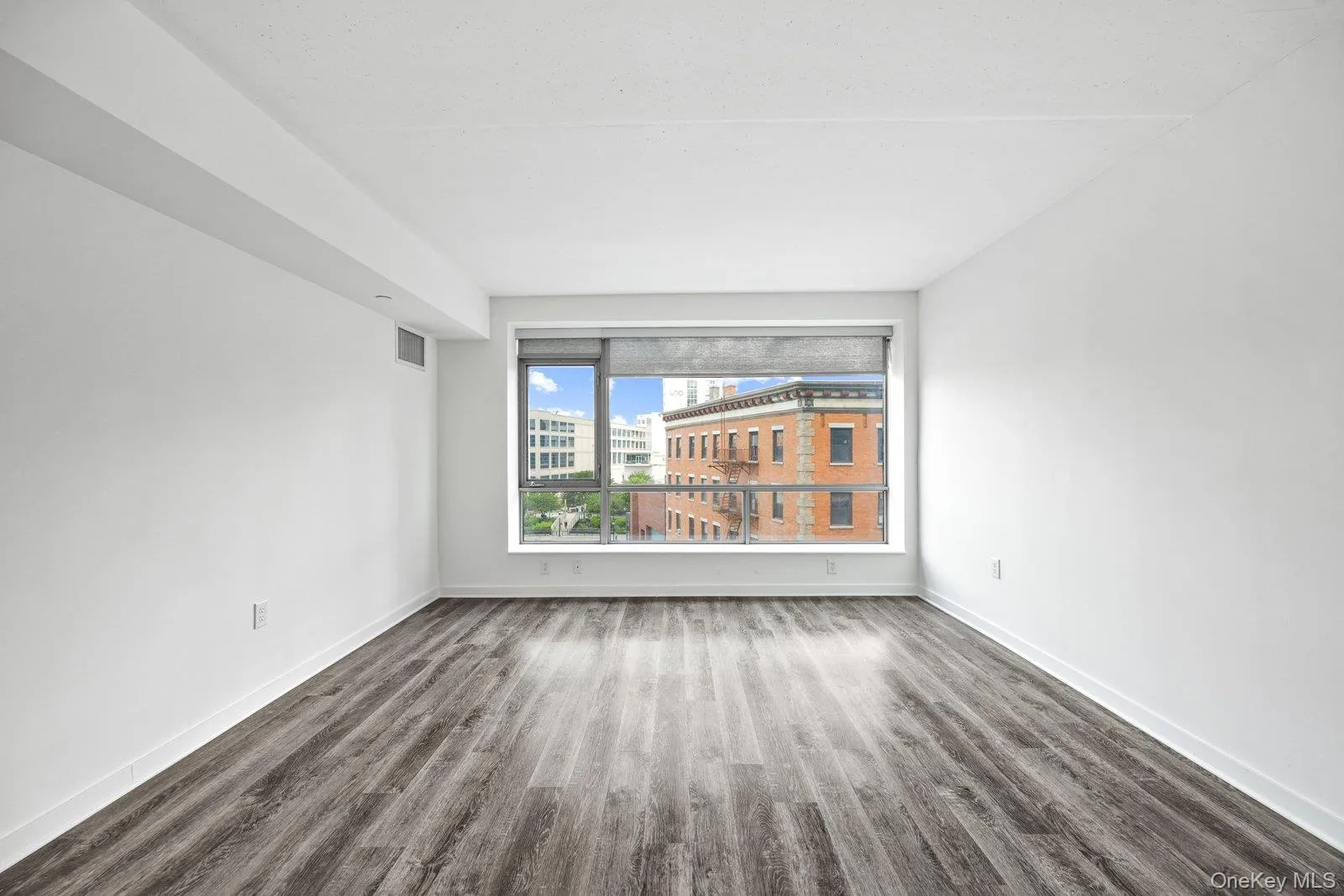66 Main Street, Yonkers, NY, 1 Bedroom Bedrooms, 3 Rooms Rooms,1 BathroomBathrooms,Residential Lease,For Rent,Main,0,1041798 66 Main Street, Yonkers, NY, 1 Bedroom Bedrooms, 3 Rooms Rooms,1 BathroomBathrooms,Residential Lease,For Rent,Main,0,1041798
