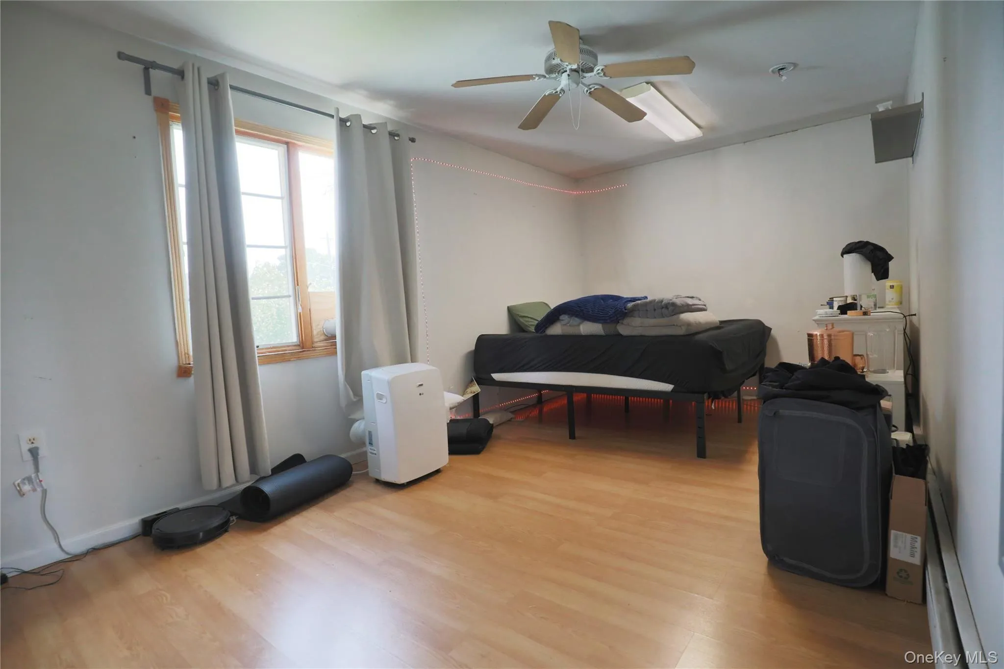 19 Balin Ave, Brookhaven, NY, 5 Bedrooms Bedrooms, 10 Rooms Rooms,2 BathroomsBathrooms,Residential Lease,For Rent,Balin Ave,0,1041802 19 Balin Ave, Brookhaven, NY, 5 Bedrooms Bedrooms, 10 Rooms Rooms,2 BathroomsBathrooms,Residential Lease,For Rent,Balin Ave,0,1041802