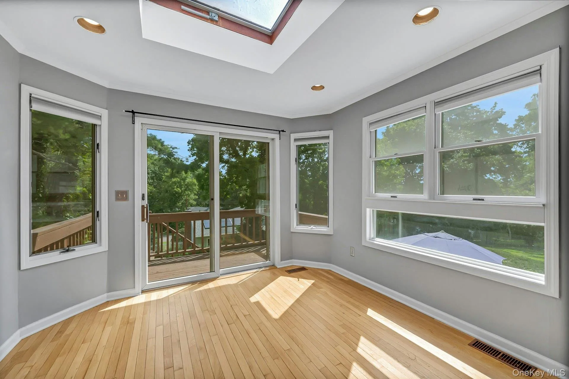 67 Malvern Lane, New Rochelle, NY, 3 Bedrooms Bedrooms, 8 Rooms Rooms,2 BathroomsBathrooms,Residential Lease,For Rent,Malvern,0,1041807 67 Malvern Lane, New Rochelle, NY, 3 Bedrooms Bedrooms, 8 Rooms Rooms,2 BathroomsBathrooms,Residential Lease,For Rent,Malvern,0,1041807