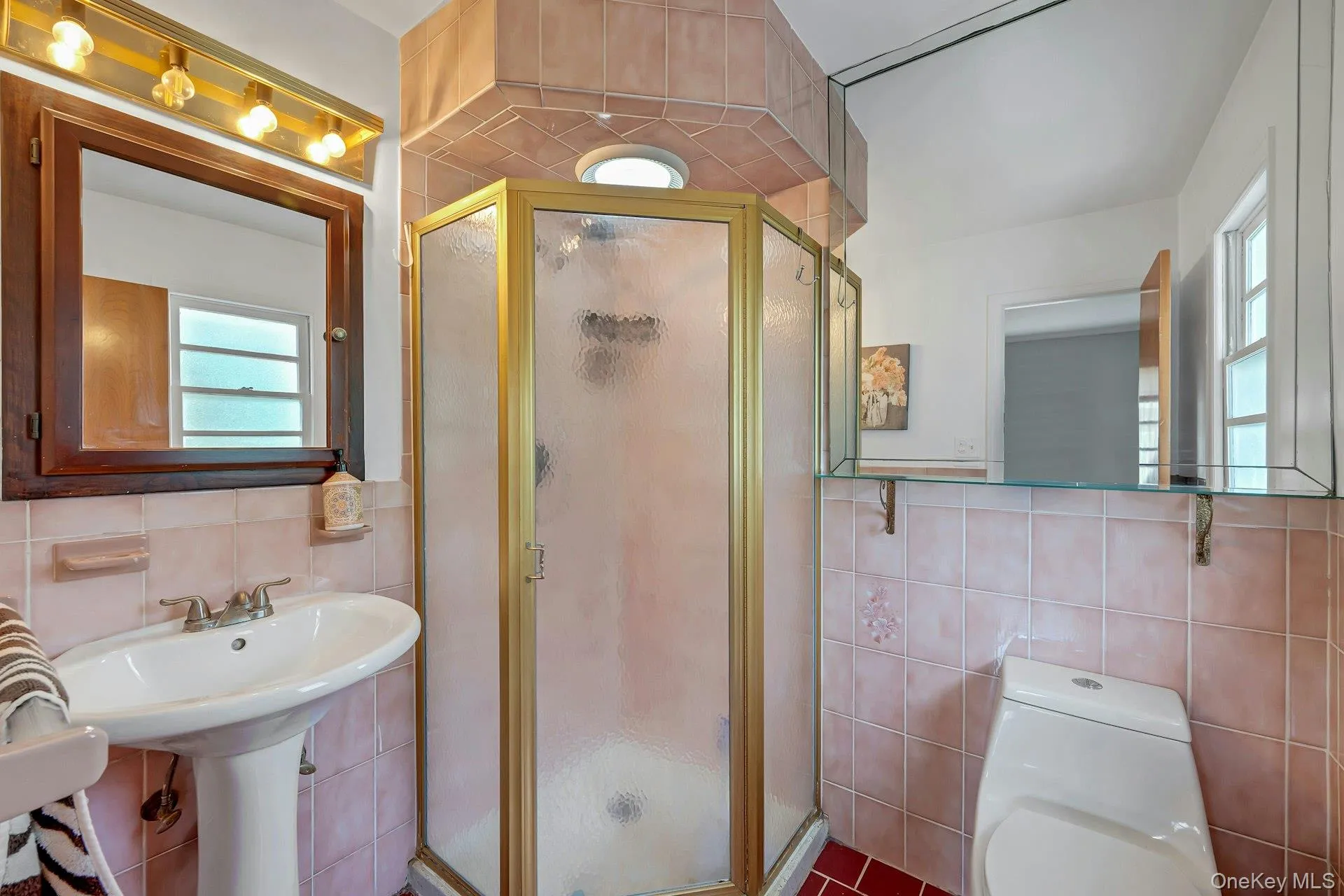 67 Malvern Lane, New Rochelle, NY, 3 Bedrooms Bedrooms, 8 Rooms Rooms,2 BathroomsBathrooms,Residential Lease,For Rent,Malvern,0,1041807 67 Malvern Lane, New Rochelle, NY, 3 Bedrooms Bedrooms, 8 Rooms Rooms,2 BathroomsBathrooms,Residential Lease,For Rent,Malvern,0,1041807