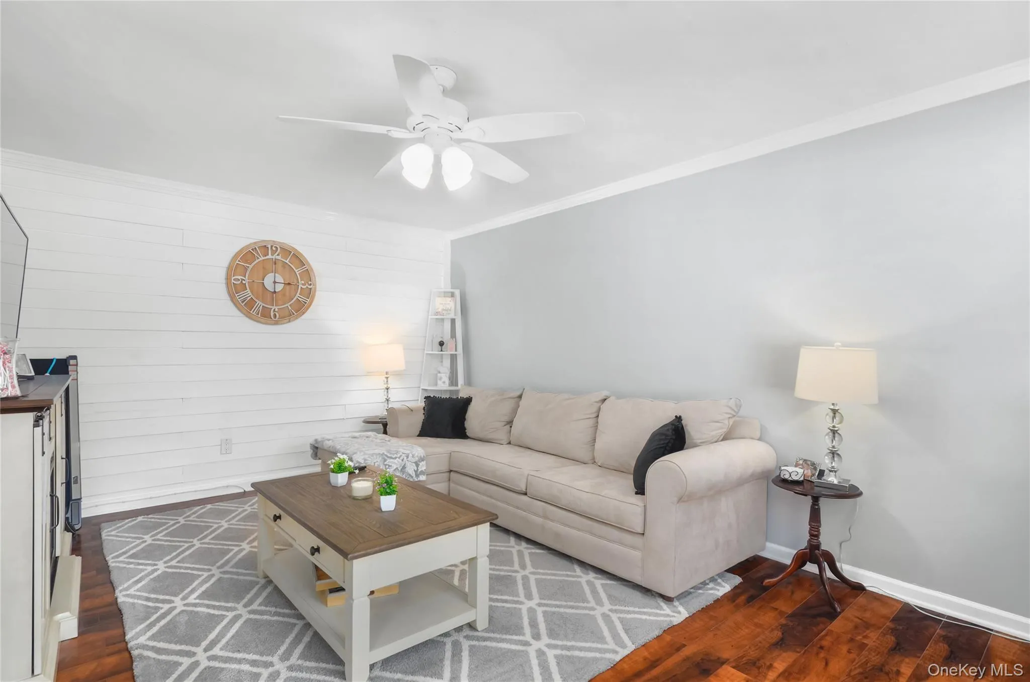 213 Springmeadow Drive, Islip, NY, 2 Bedrooms Bedrooms, 4 Rooms Rooms,1 BathroomBathrooms,Residential,For Rent,Springmeadow,0,1041808 213 Springmeadow Drive, Islip, NY, 2 Bedrooms Bedrooms, 4 Rooms Rooms,1 BathroomBathrooms,Residential,For Rent,Springmeadow,0,1041808