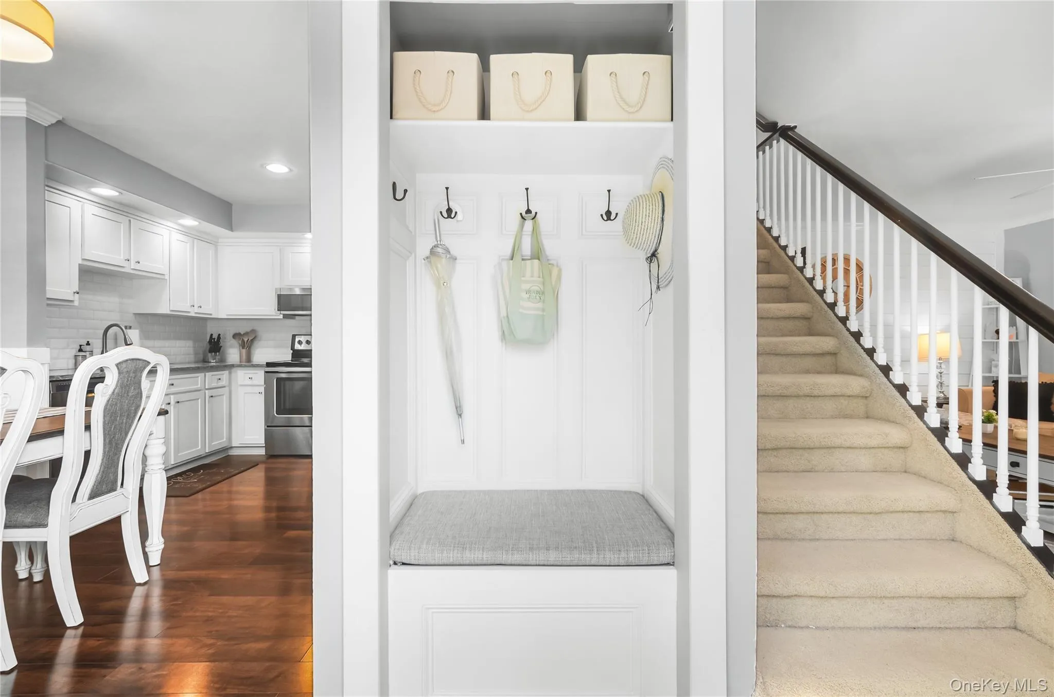 213 Springmeadow Drive, Islip, NY, 2 Bedrooms Bedrooms, 4 Rooms Rooms,1 BathroomBathrooms,Residential,For Rent,Springmeadow,0,1041808 213 Springmeadow Drive, Islip, NY, 2 Bedrooms Bedrooms, 4 Rooms Rooms,1 BathroomBathrooms,Residential,For Rent,Springmeadow,0,1041808