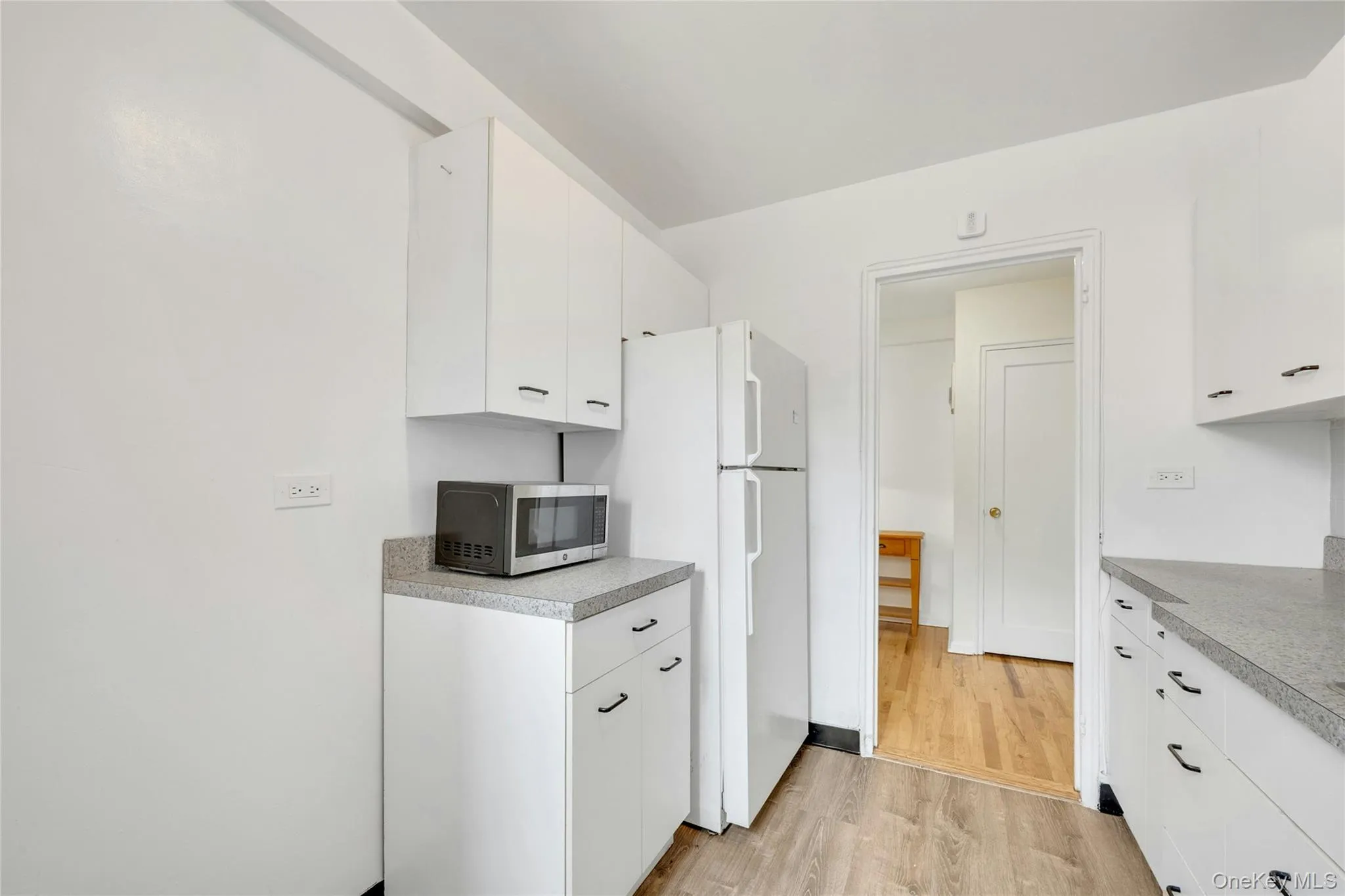 5610 Netherland Avenue, New York, NY, 2 Bedrooms Bedrooms, 5 Rooms Rooms,1 BathroomBathrooms,Residential,For Rent,Netherland,0,1041816 5610 Netherland Avenue, New York, NY, 2 Bedrooms Bedrooms, 5 Rooms Rooms,1 BathroomBathrooms,Residential,For Rent,Netherland,0,1041816