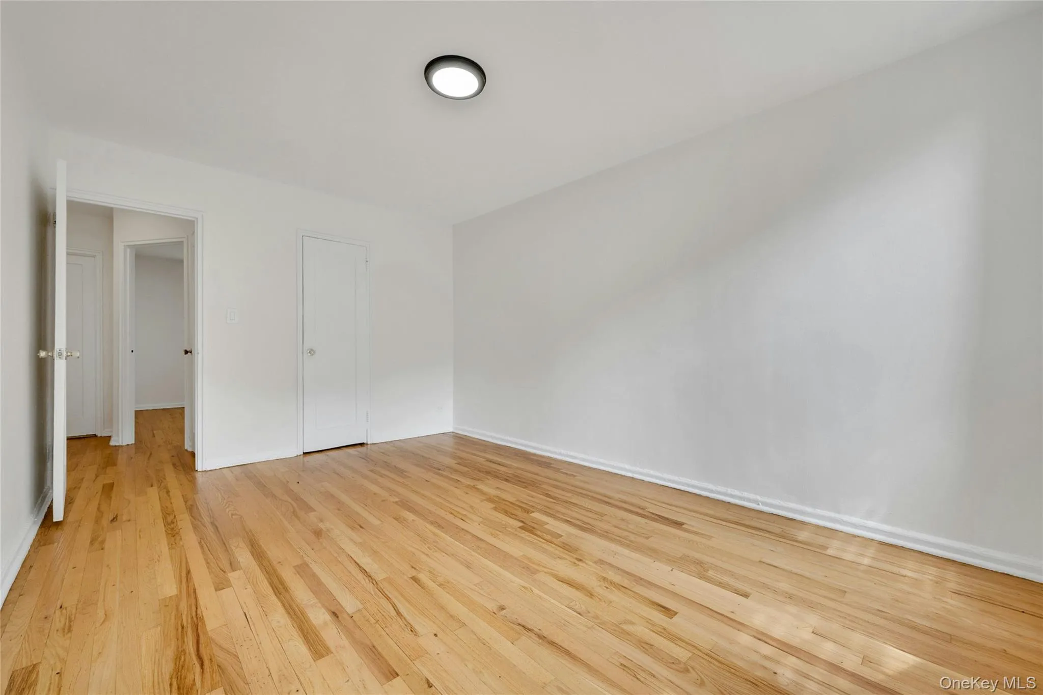 5610 Netherland Avenue, New York, NY, 2 Bedrooms Bedrooms, 5 Rooms Rooms,1 BathroomBathrooms,Residential,For Rent,Netherland,0,1041816 5610 Netherland Avenue, New York, NY, 2 Bedrooms Bedrooms, 5 Rooms Rooms,1 BathroomBathrooms,Residential,For Rent,Netherland,0,1041816