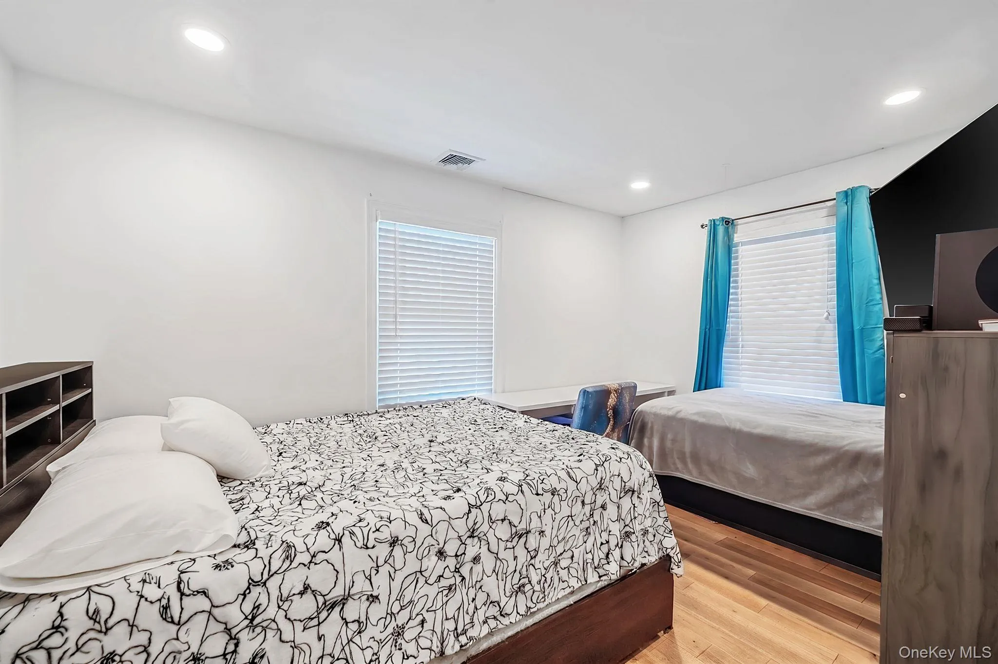 5 Curtis Court, Brookhaven, NY, 5 Bedrooms Bedrooms, 10 Rooms Rooms,2 BathroomsBathrooms,Residential,For Rent,Curtis,0,1041817 5 Curtis Court, Brookhaven, NY, 5 Bedrooms Bedrooms, 10 Rooms Rooms,2 BathroomsBathrooms,Residential,For Rent,Curtis,0,1041817