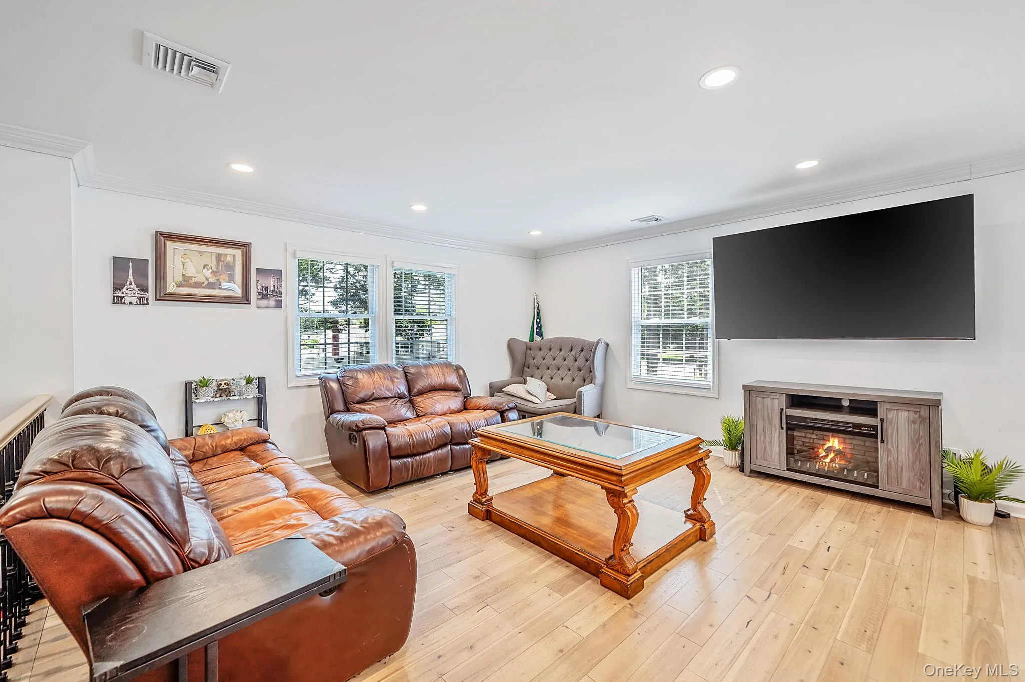 5 Curtis Court, Brookhaven, NY, 5 Bedrooms Bedrooms, 10 Rooms Rooms,2 BathroomsBathrooms,Residential,For Rent,Curtis,0,1041817 5 Curtis Court, Brookhaven, NY, 5 Bedrooms Bedrooms, 10 Rooms Rooms,2 BathroomsBathrooms,Residential,For Rent,Curtis,0,1041817
